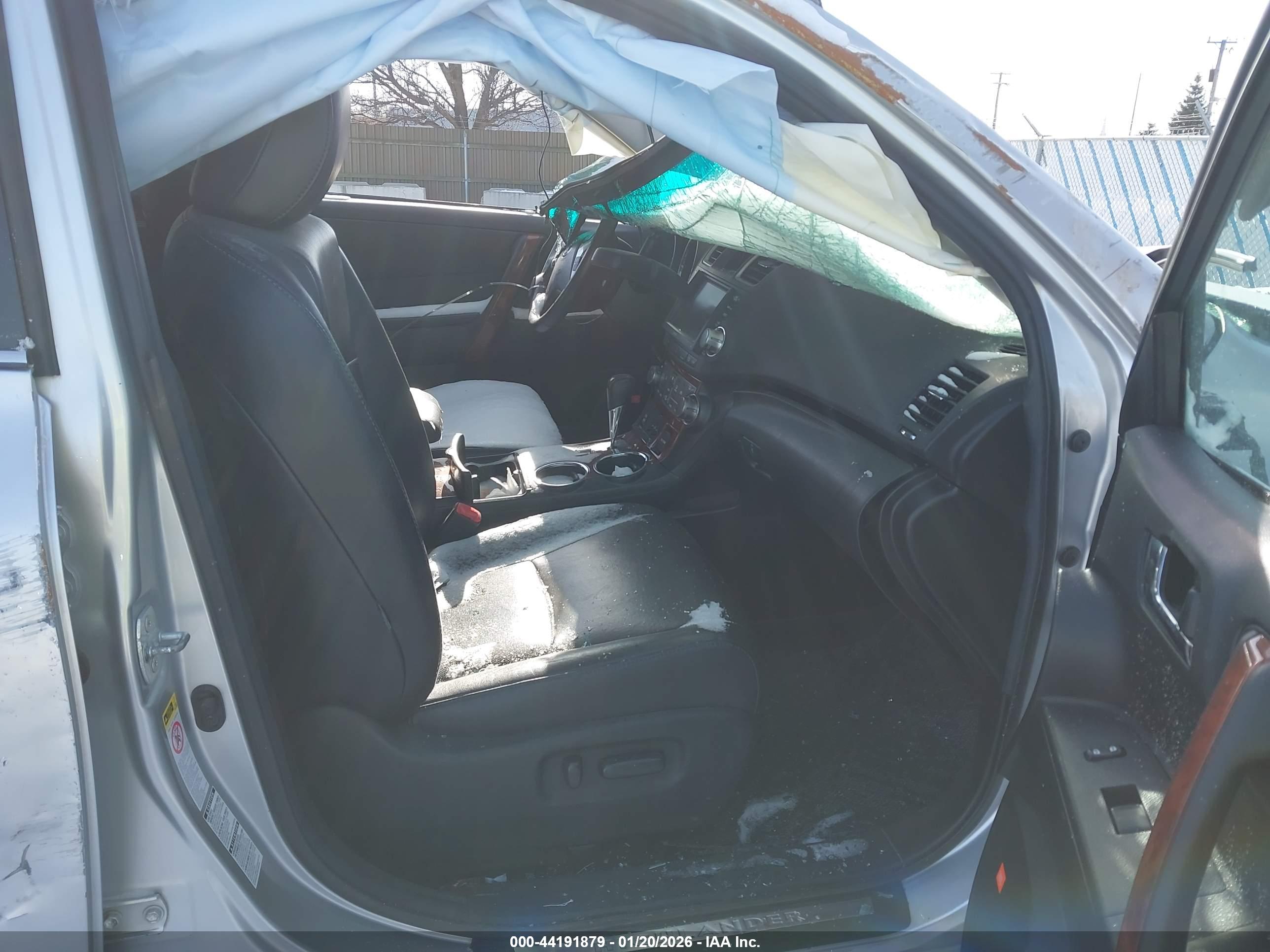 TOYOTA HIGHLANDER image 5