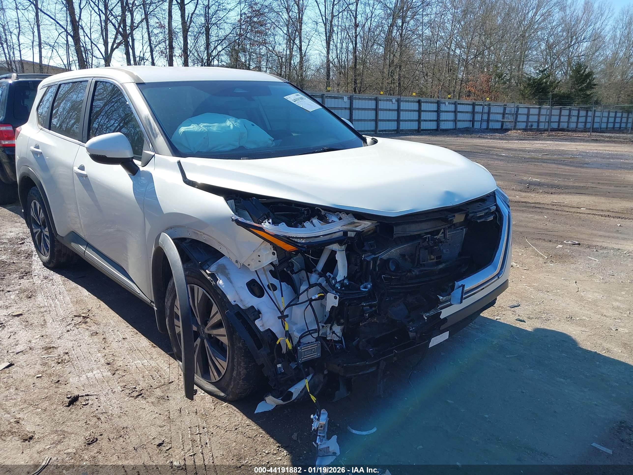 NISSAN ROGUE image 6