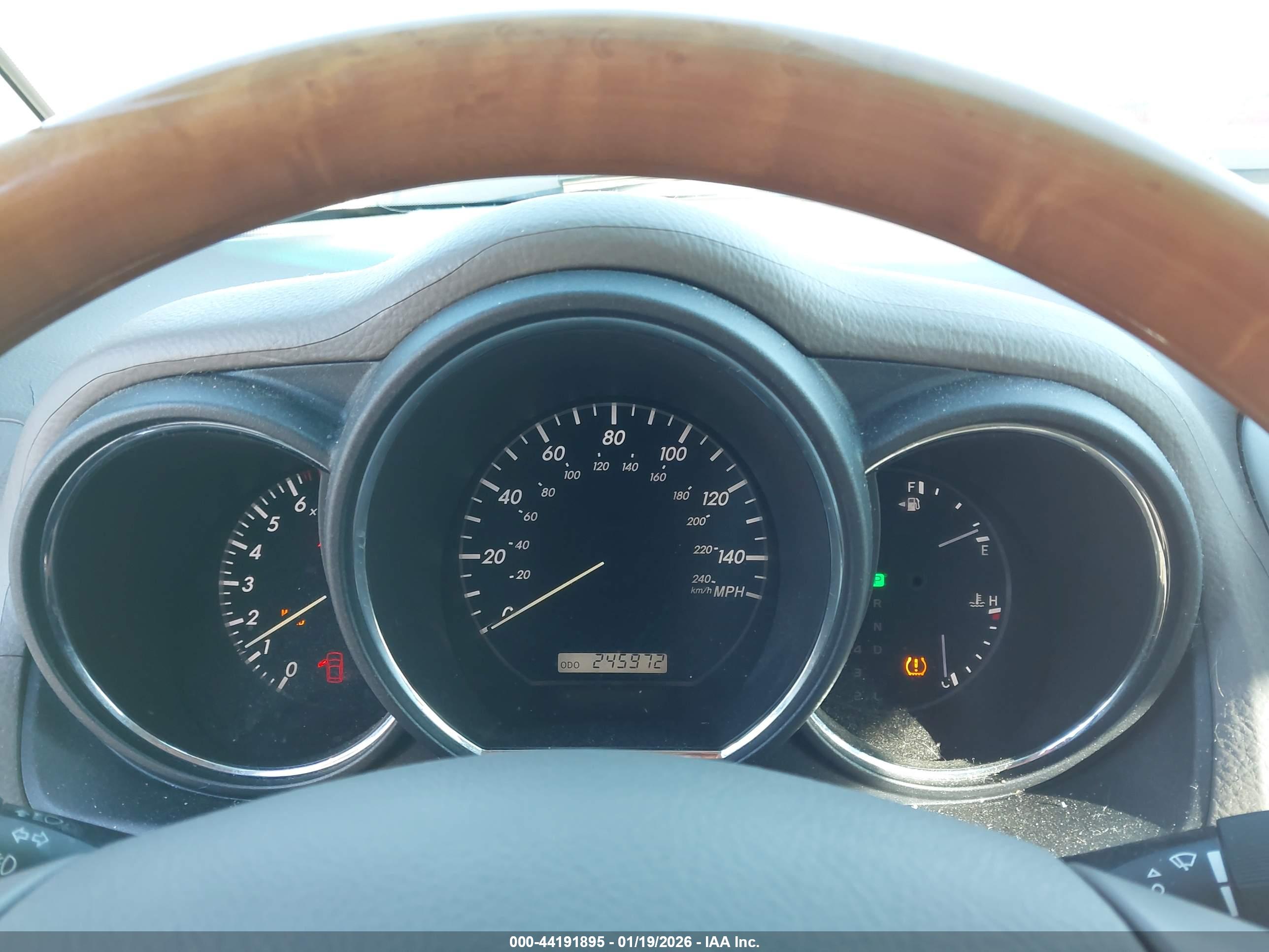 LEXUS RX image 7