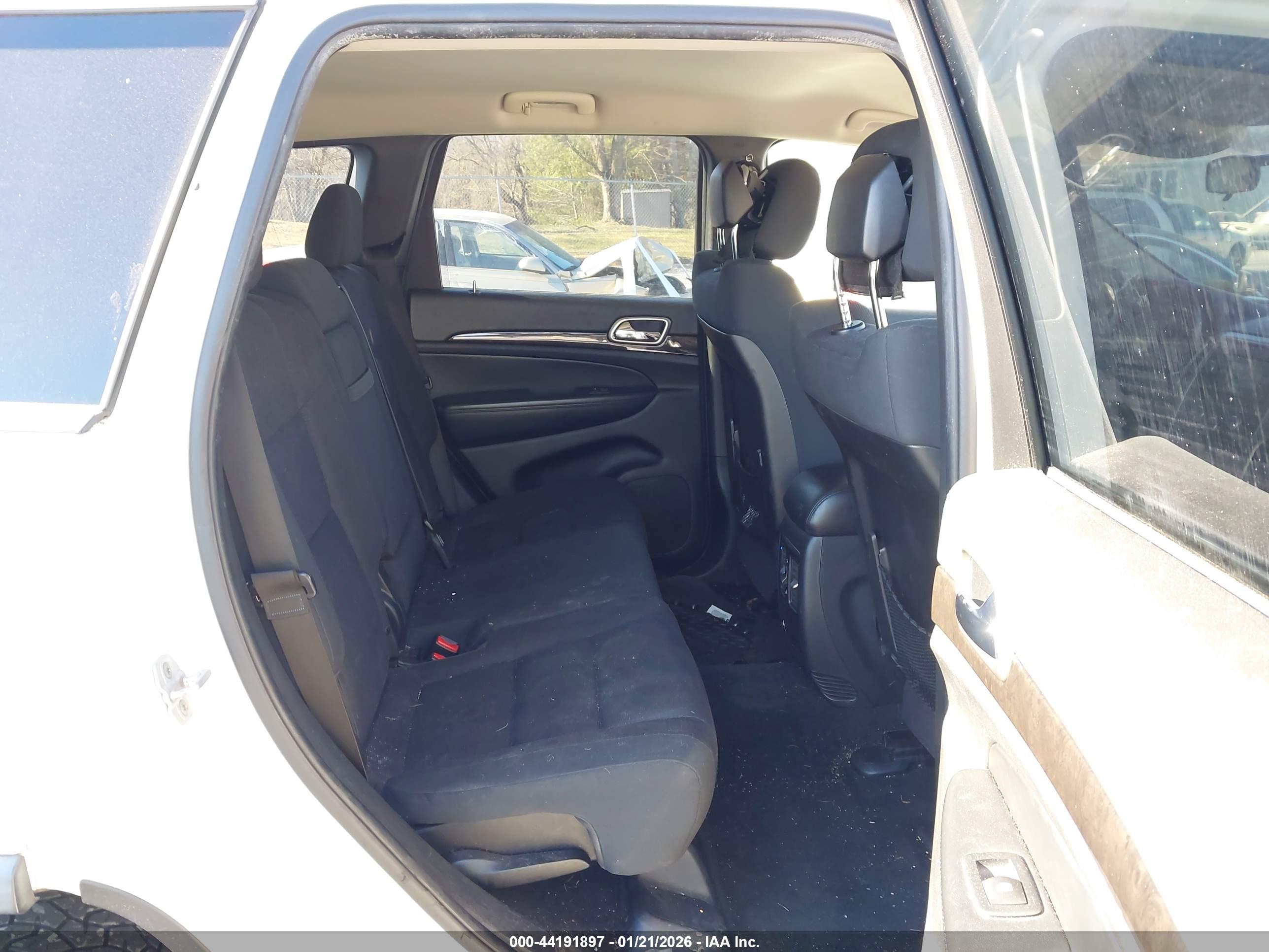 JEEP GRAND image 8