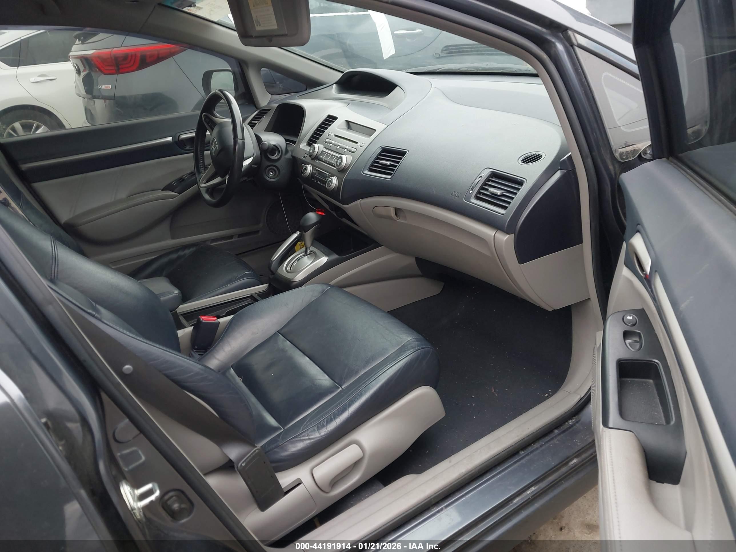HONDA CIVIC image 5