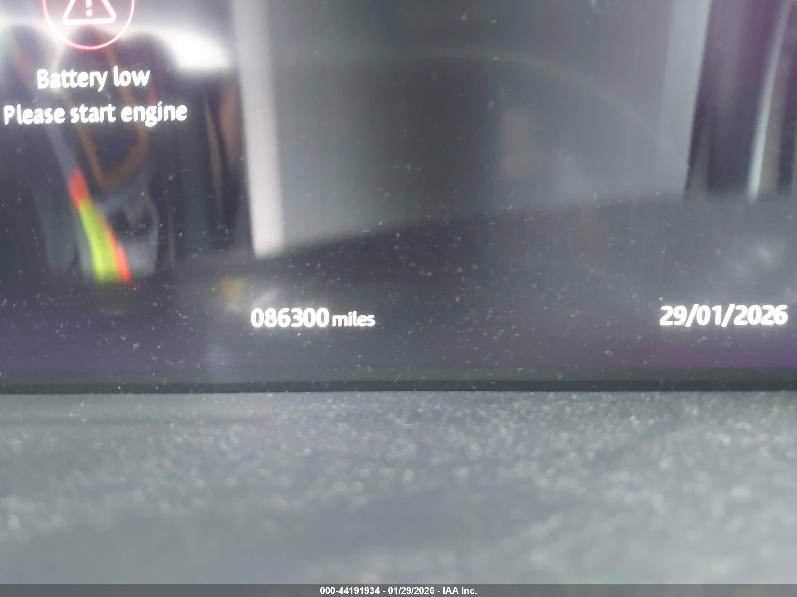 LAND ROVER image 7