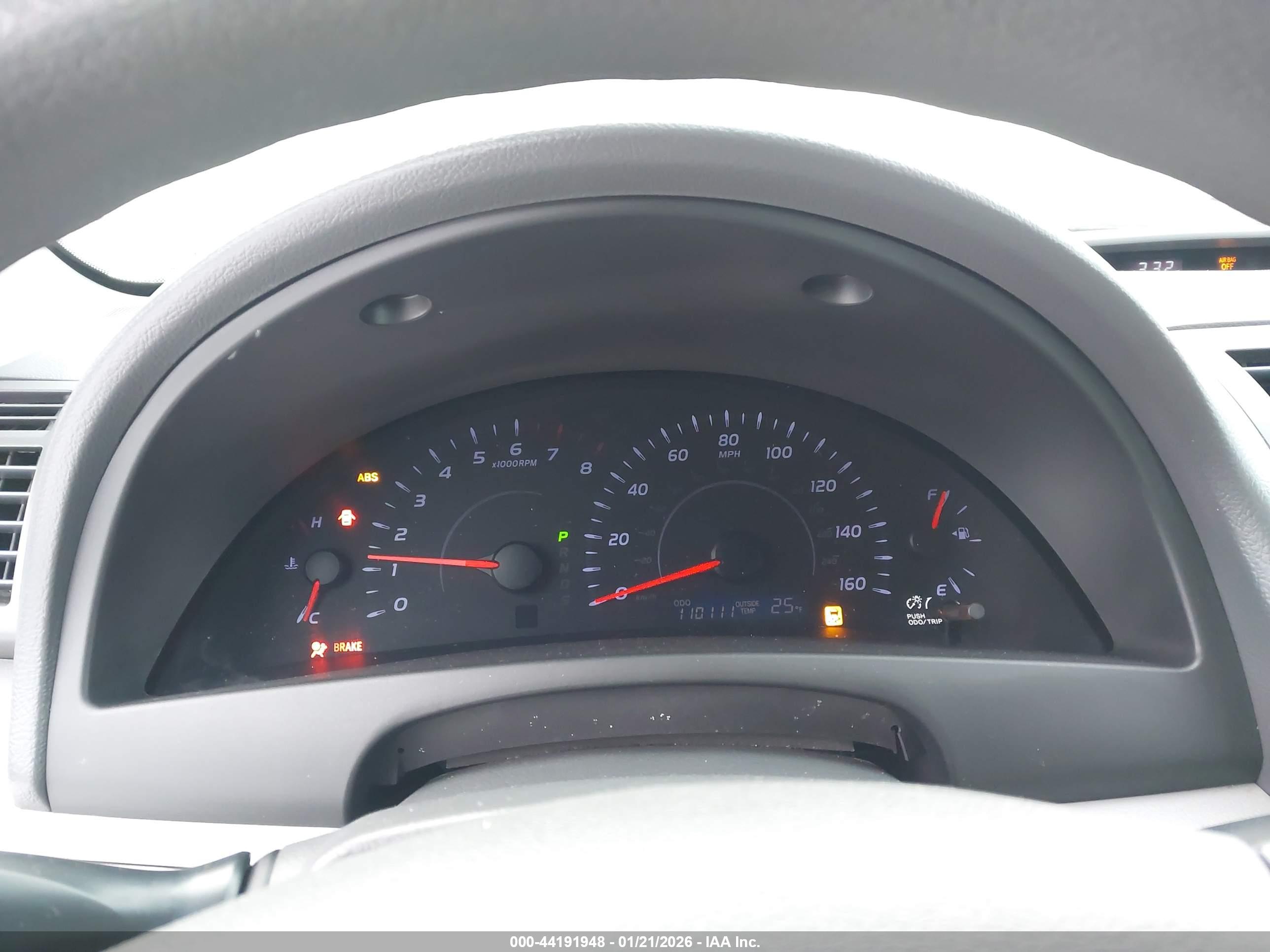 TOYOTA CAMRY image 7