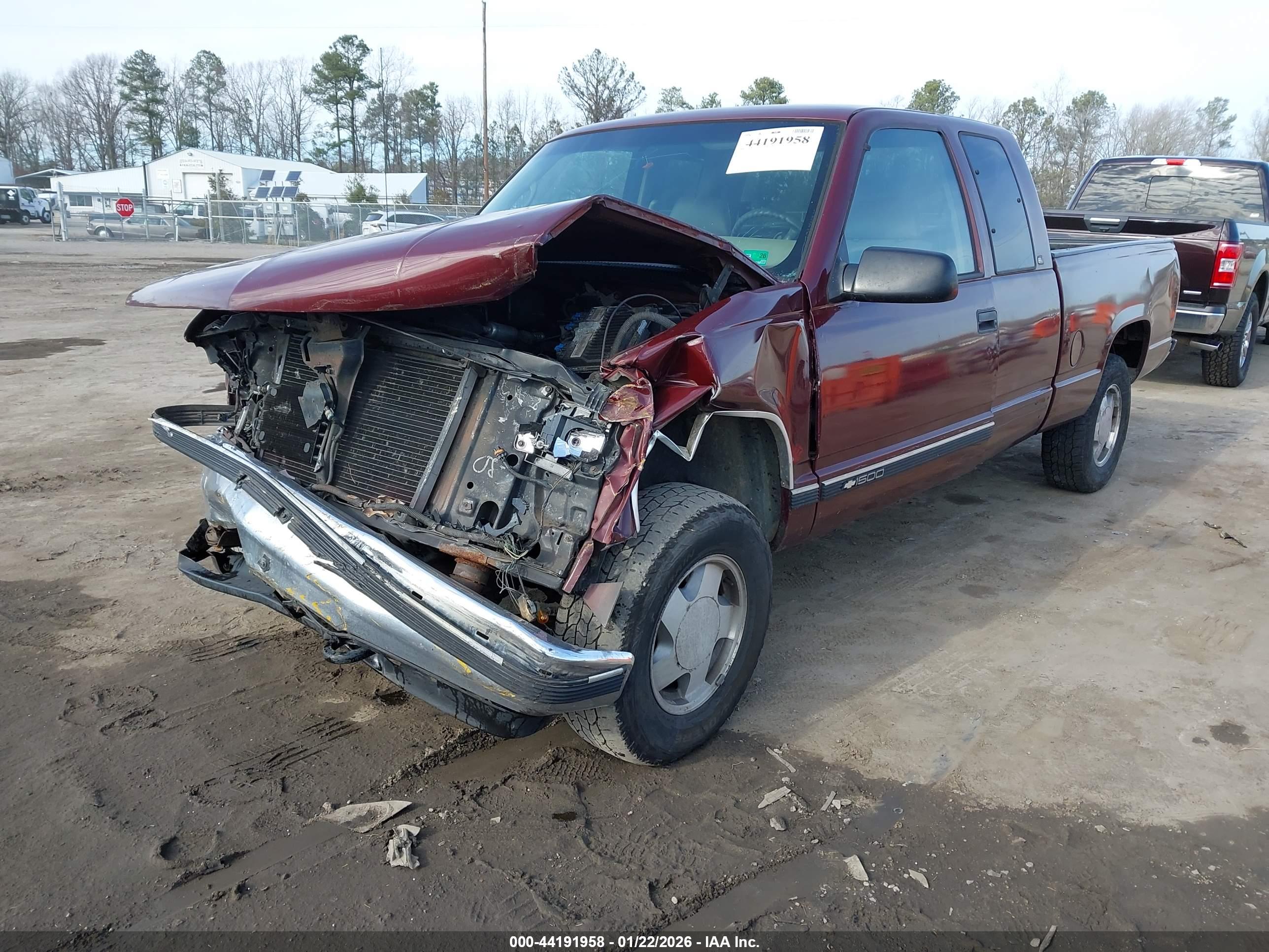 CHEVROLET K1500 image 2