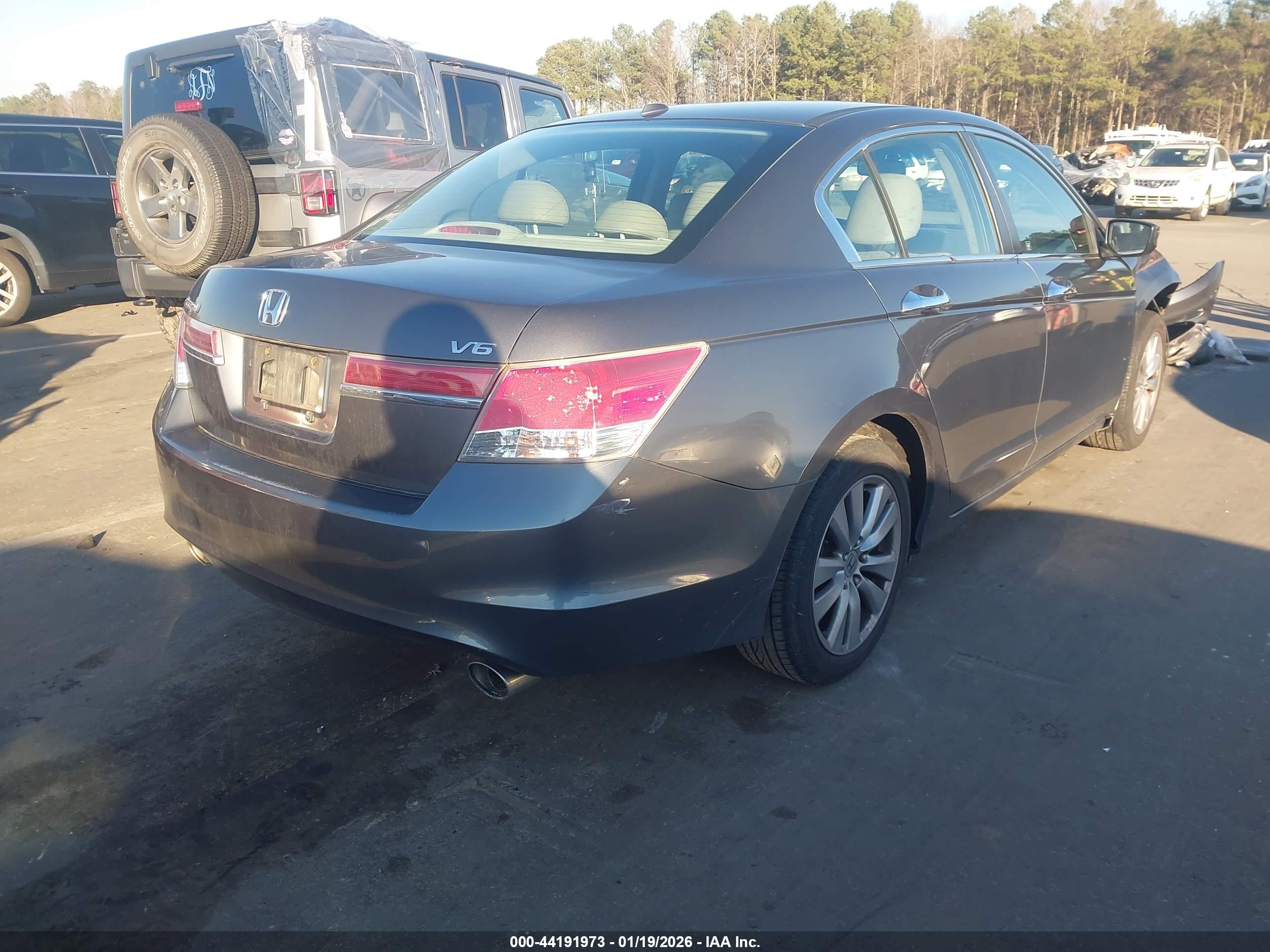 HONDA ACCORD image 4