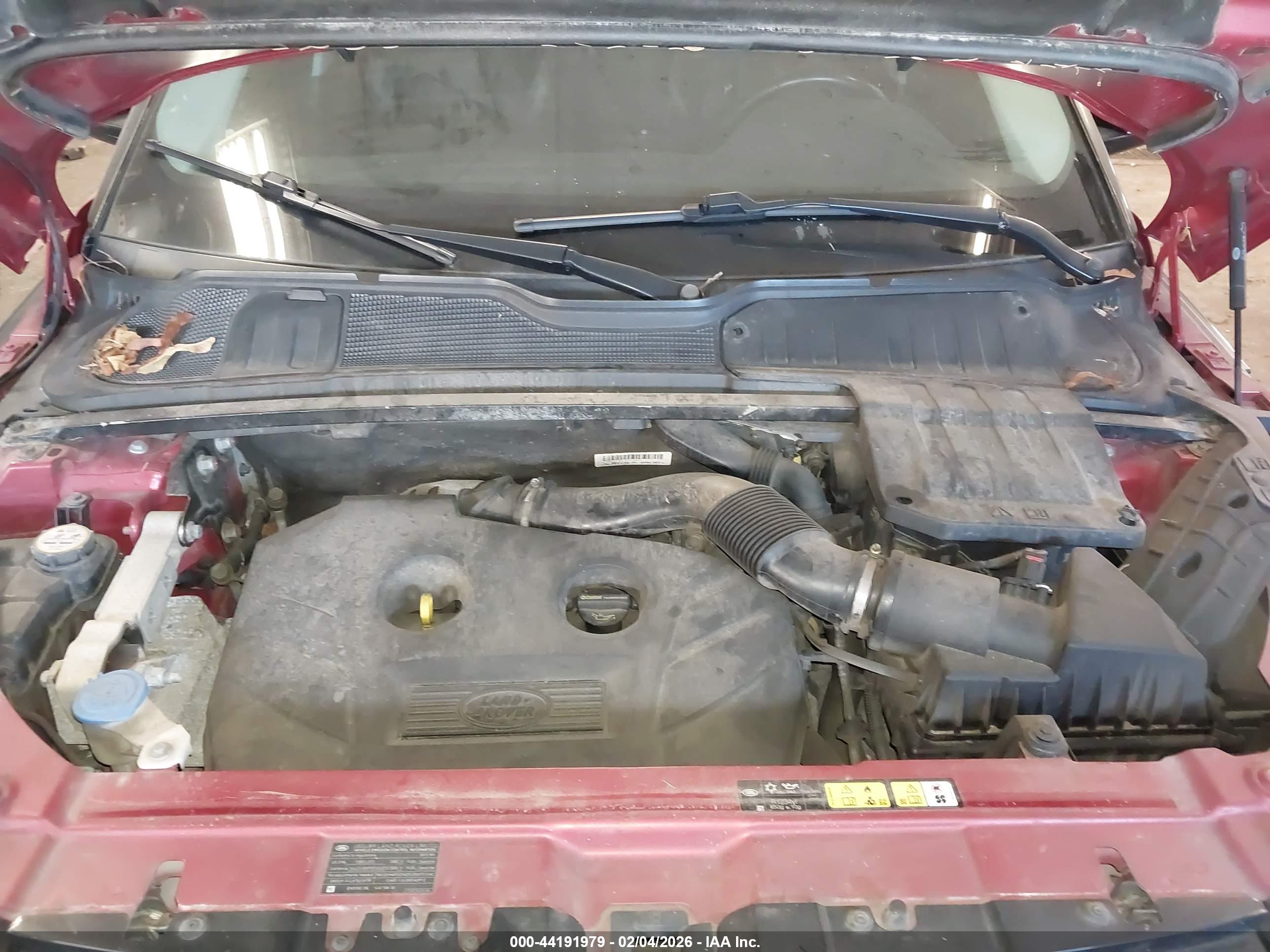 LAND ROVER image 10