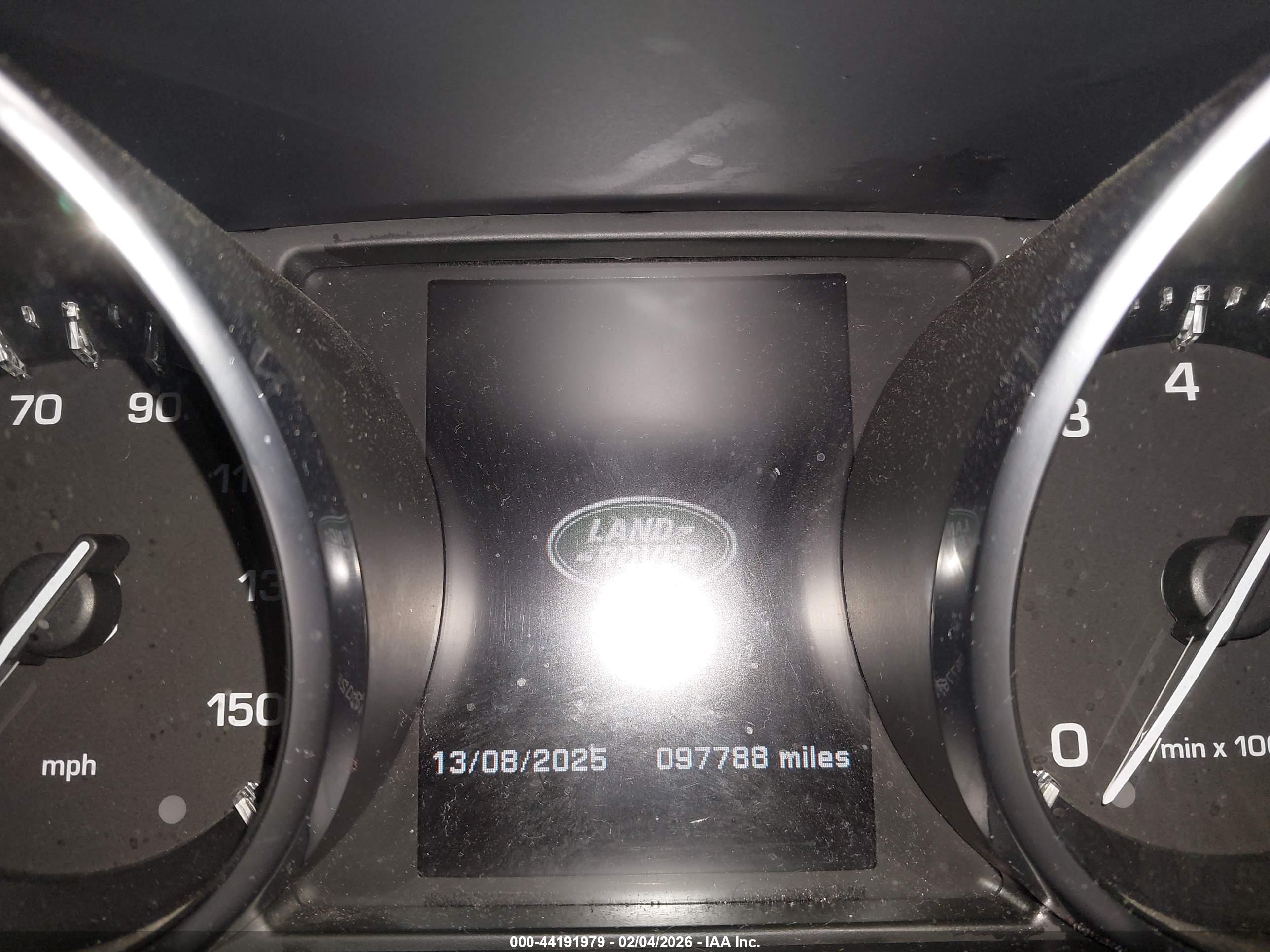 LAND ROVER image 7