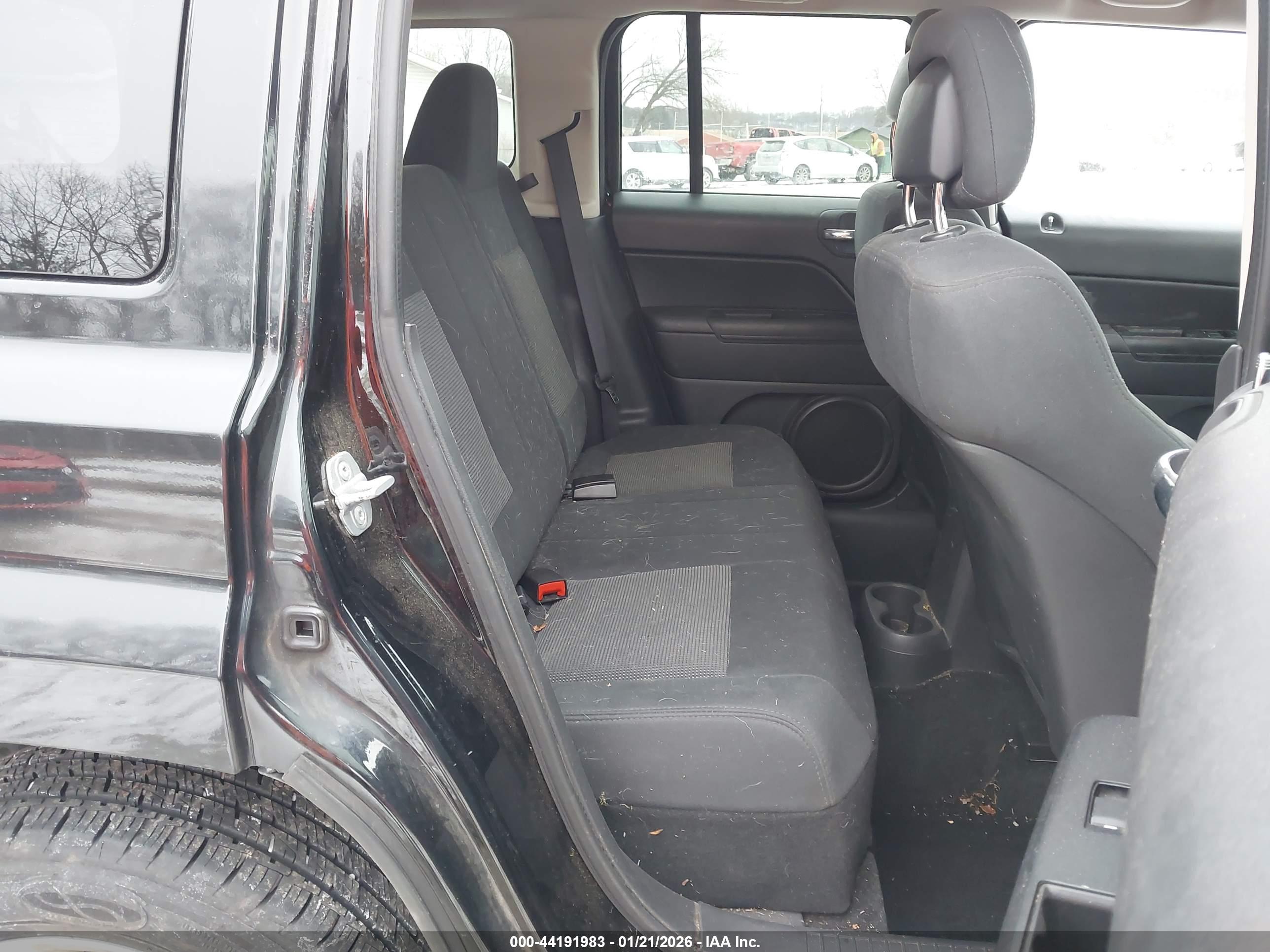 JEEP PATRIOT image 8