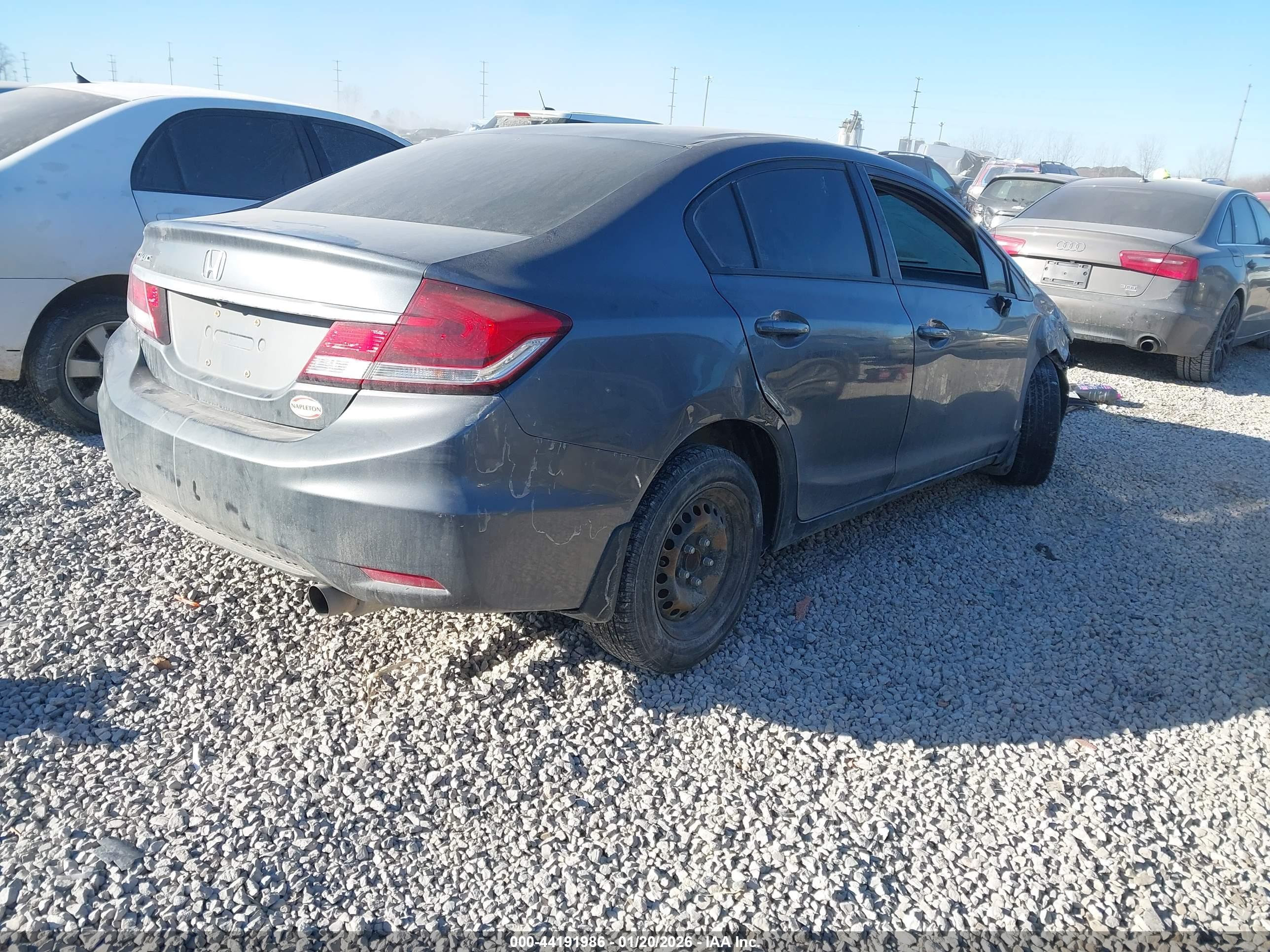 HONDA CIVIC image 4