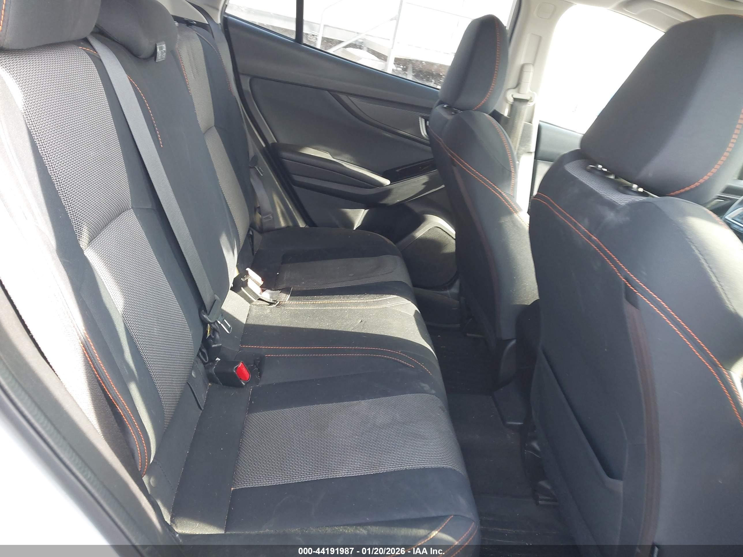 SUBARU CROSSTREK image 8