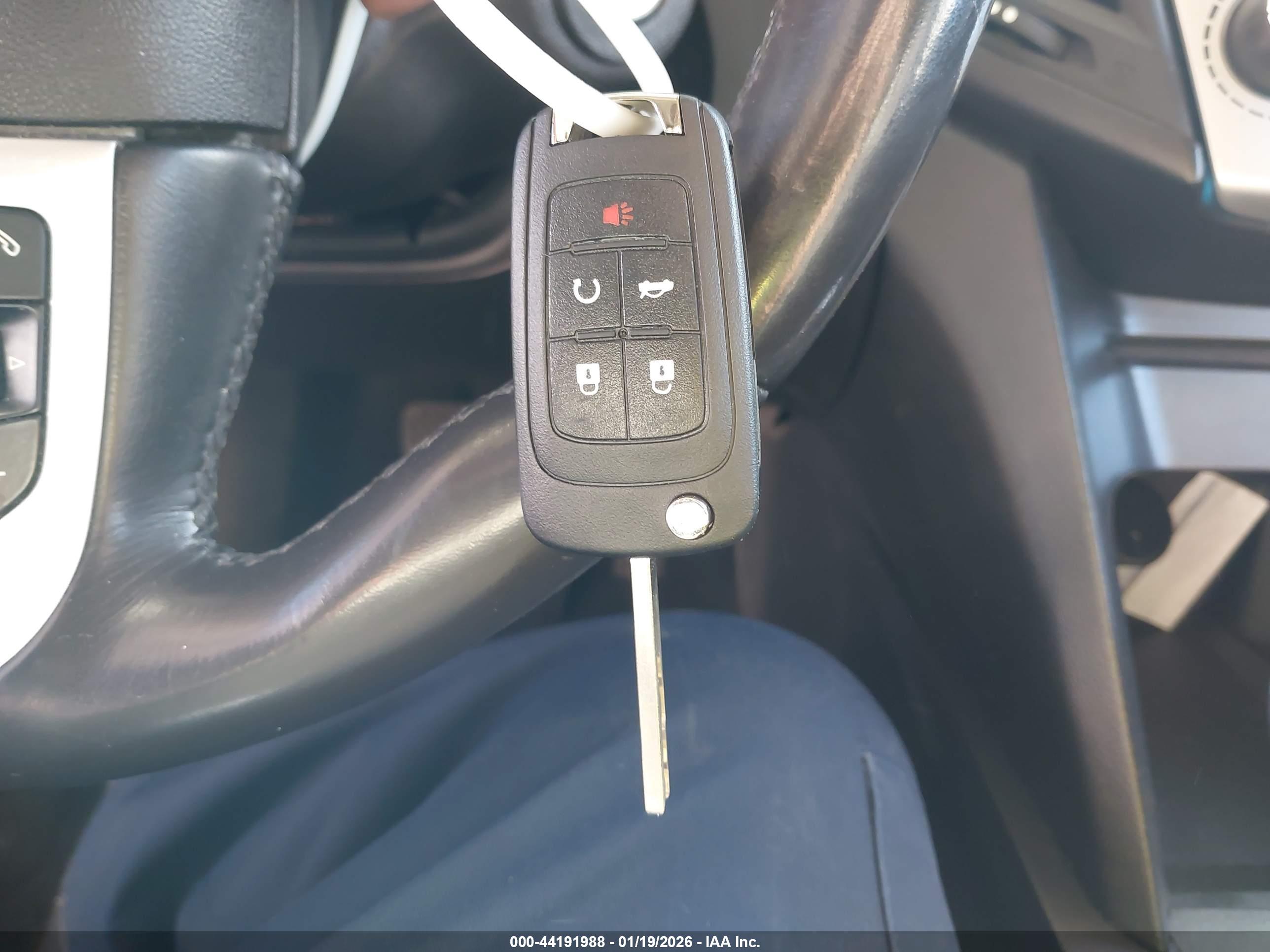 CHEVROLET EQUINOX image 11