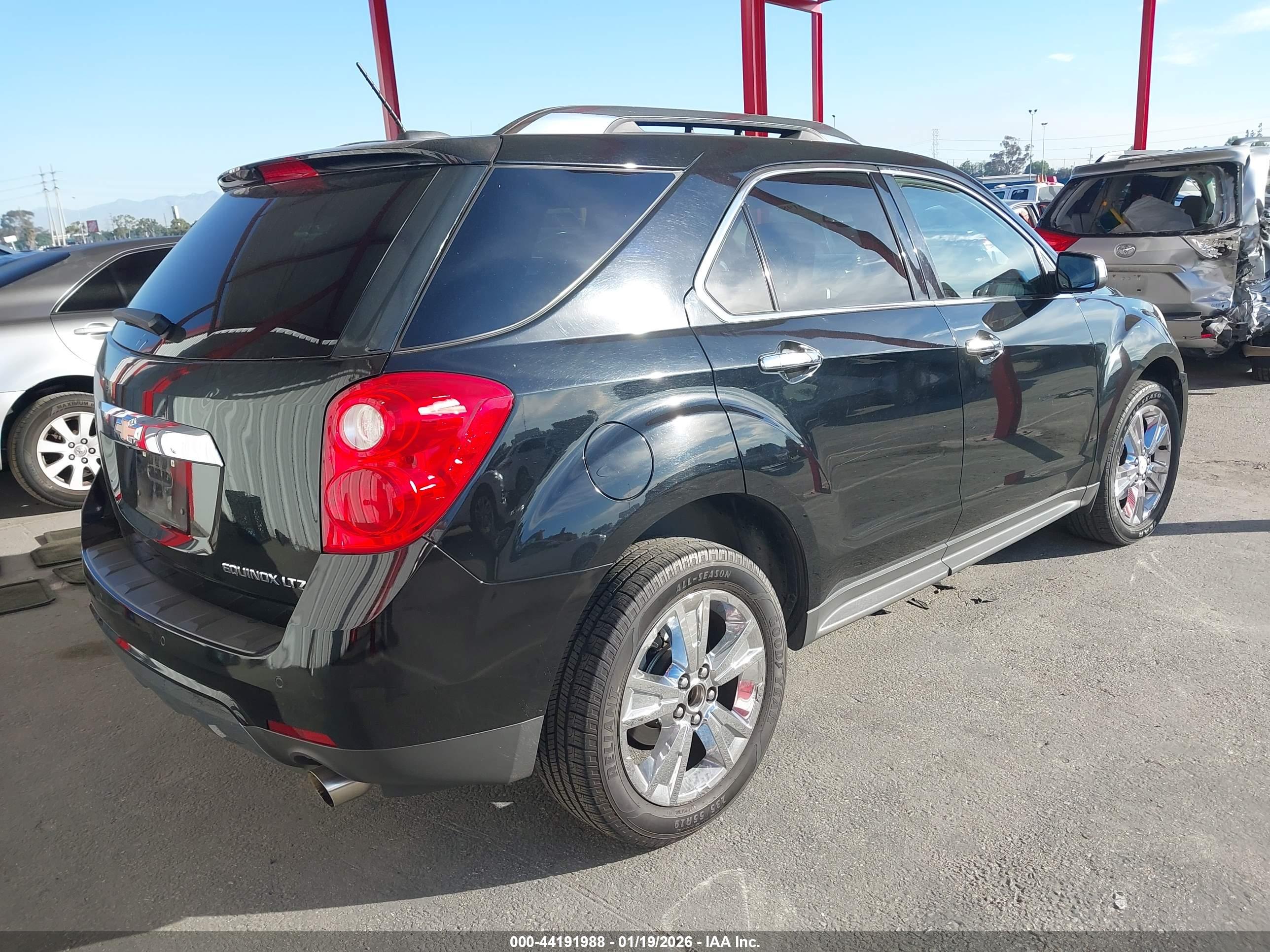 CHEVROLET EQUINOX image 4