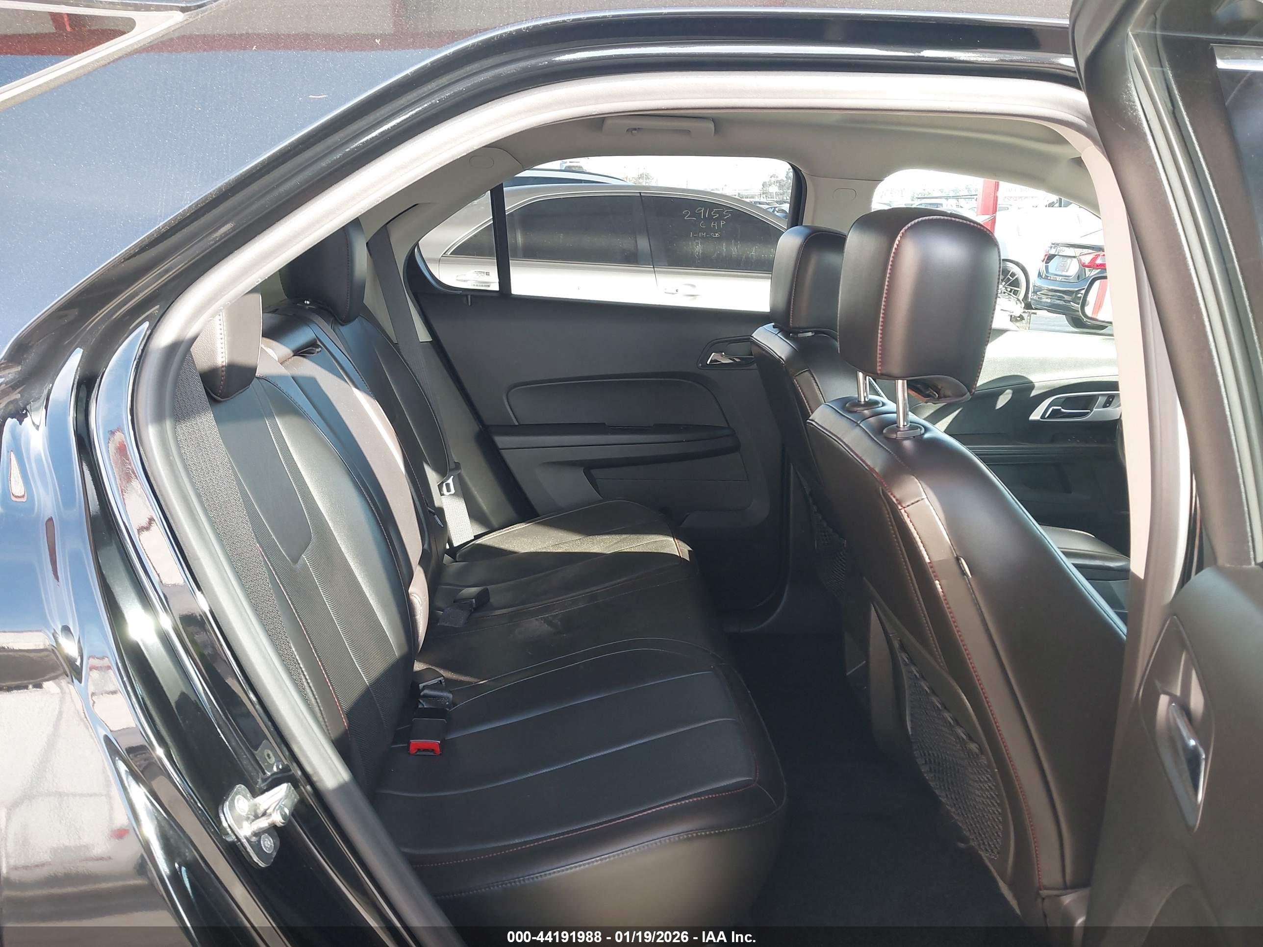CHEVROLET EQUINOX image 8