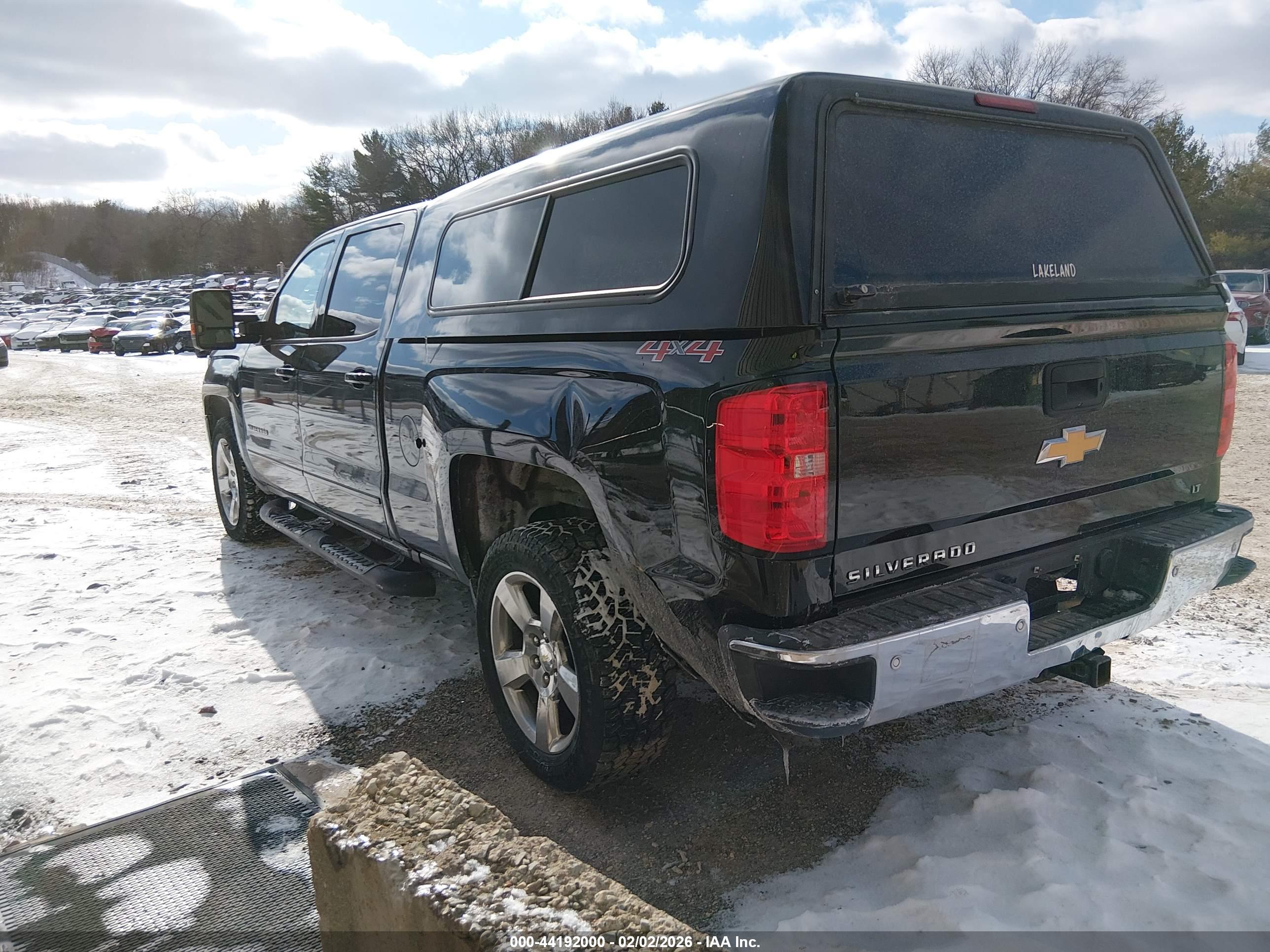 CHEVROLET SILVERADO image 3