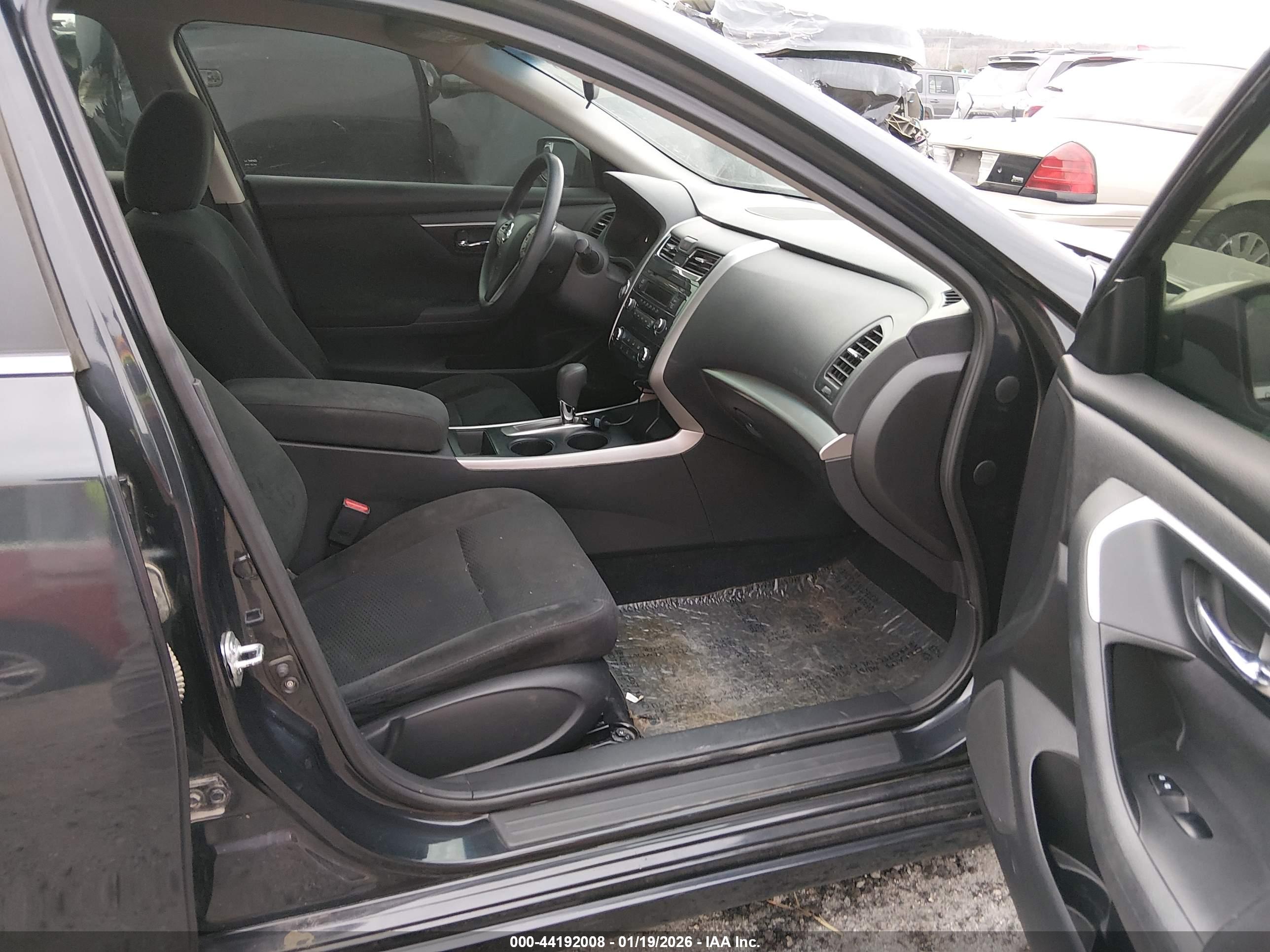 NISSAN ALTIMA image 5