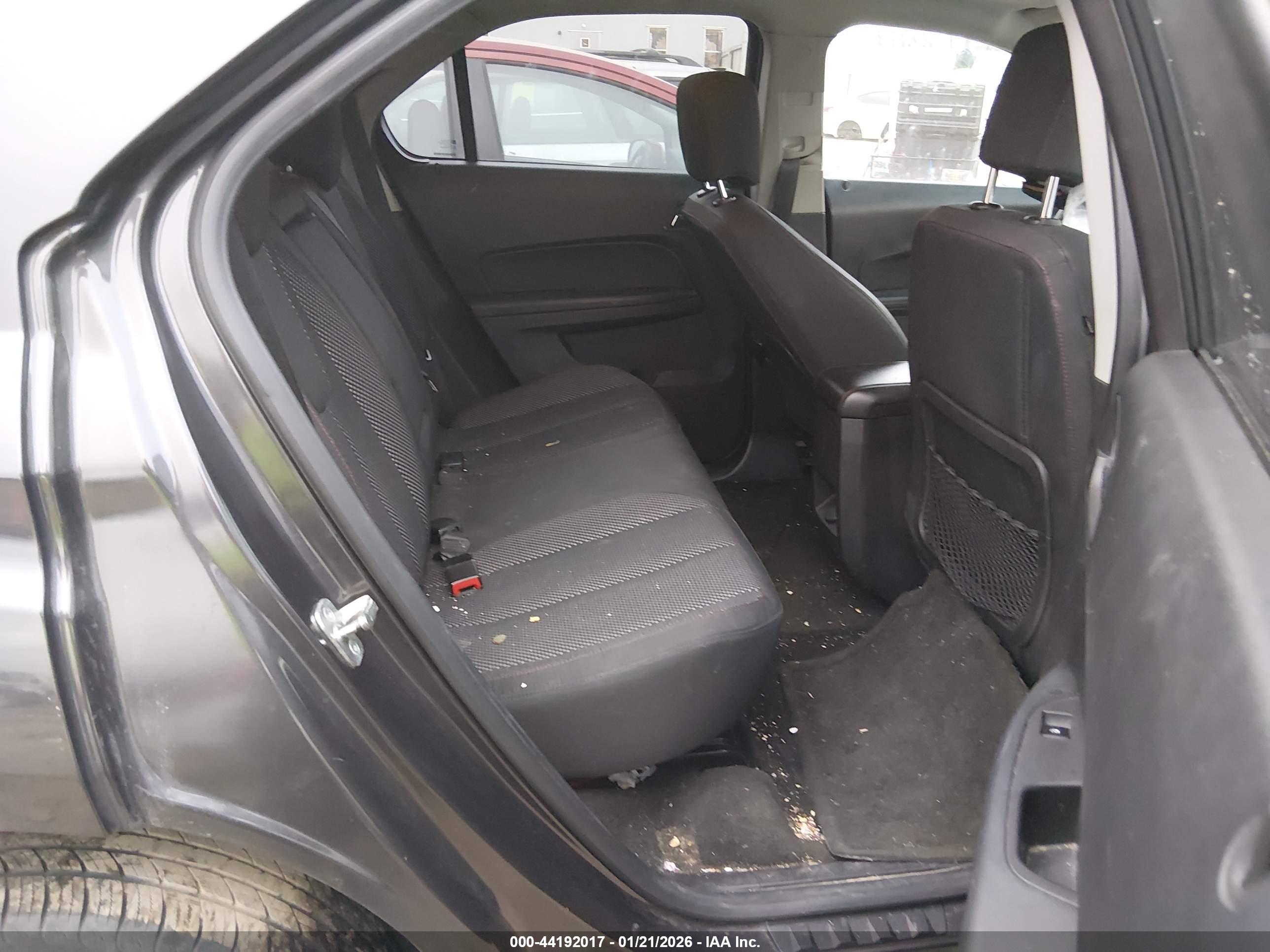 CHEVROLET EQUINOX image 8