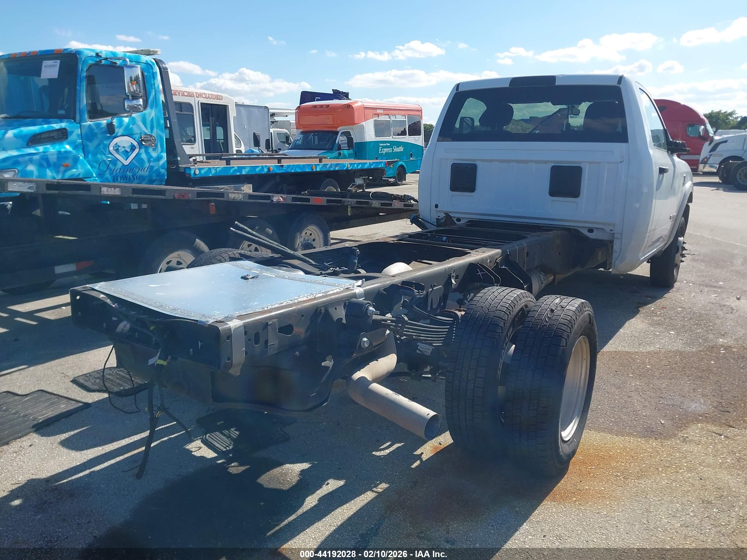 RAM 3500 image 4