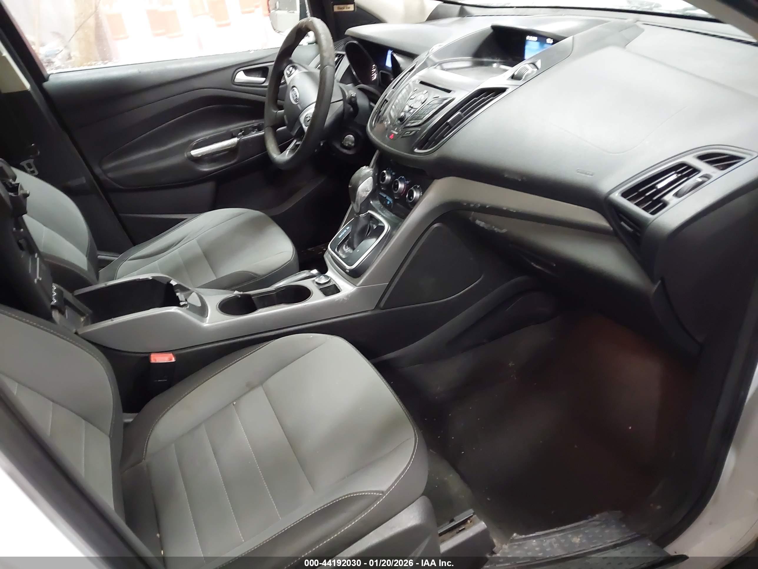 FORD ESCAPE image 5