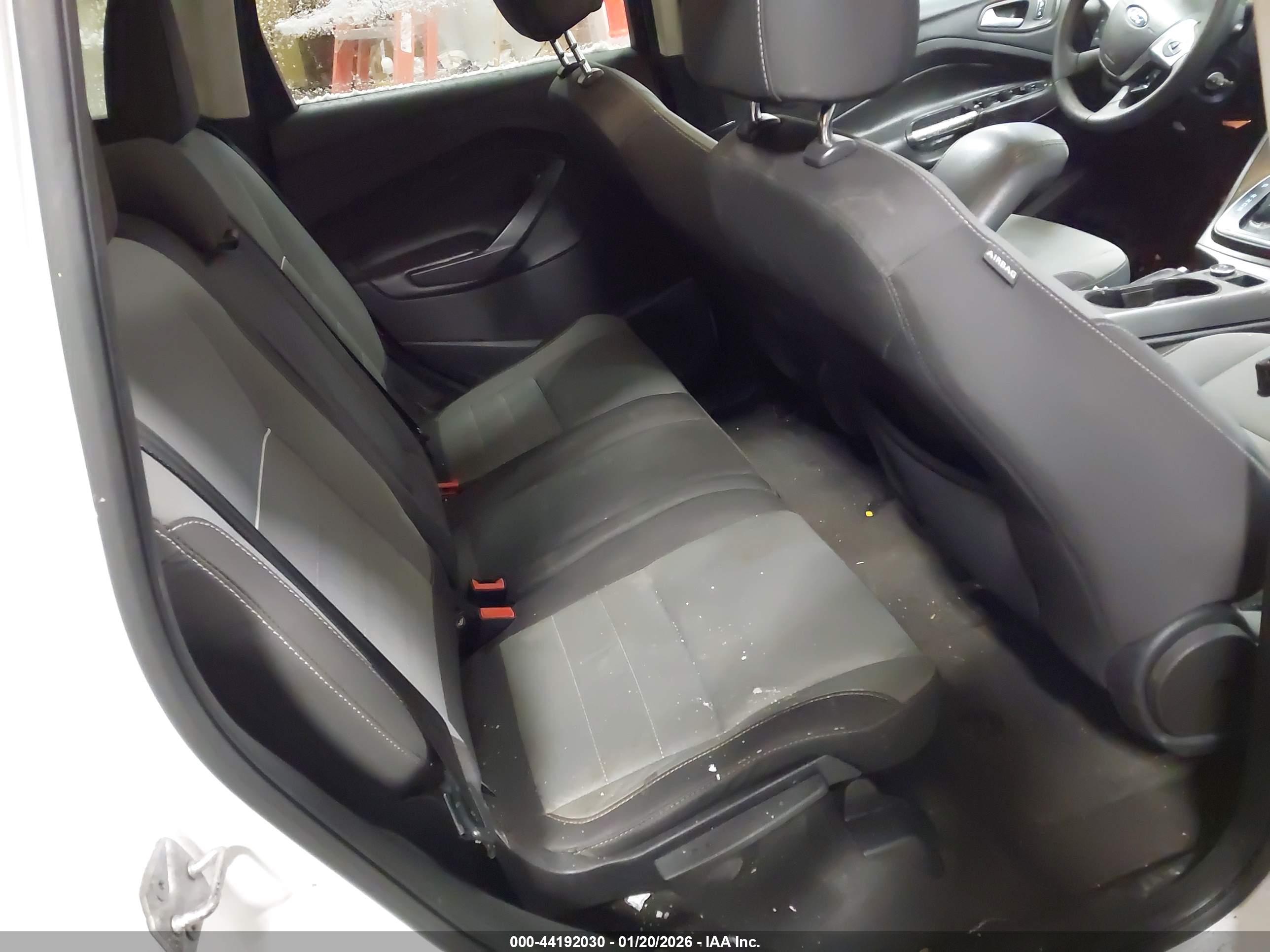 FORD ESCAPE image 8