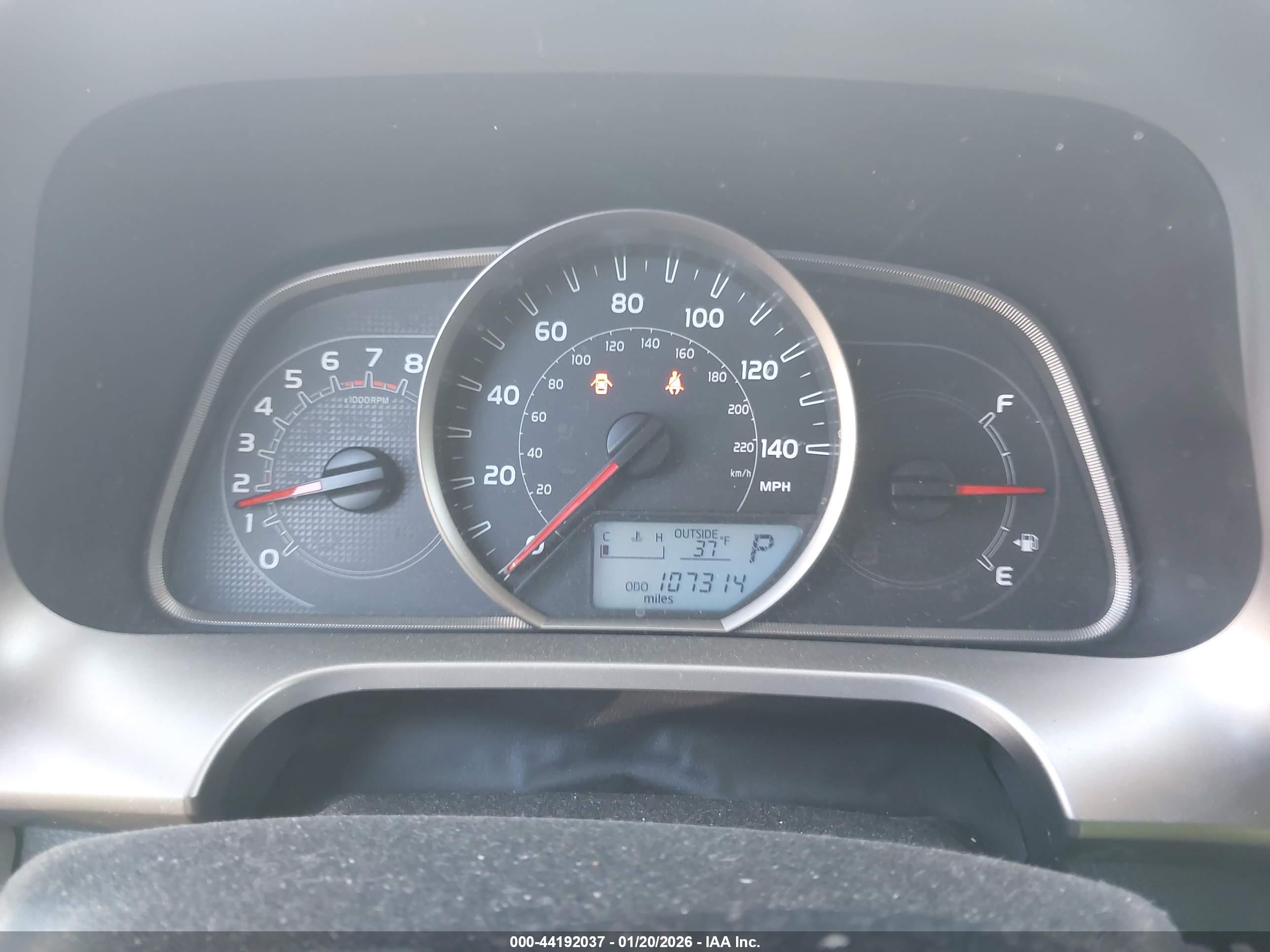 TOYOTA RAV4 image 7