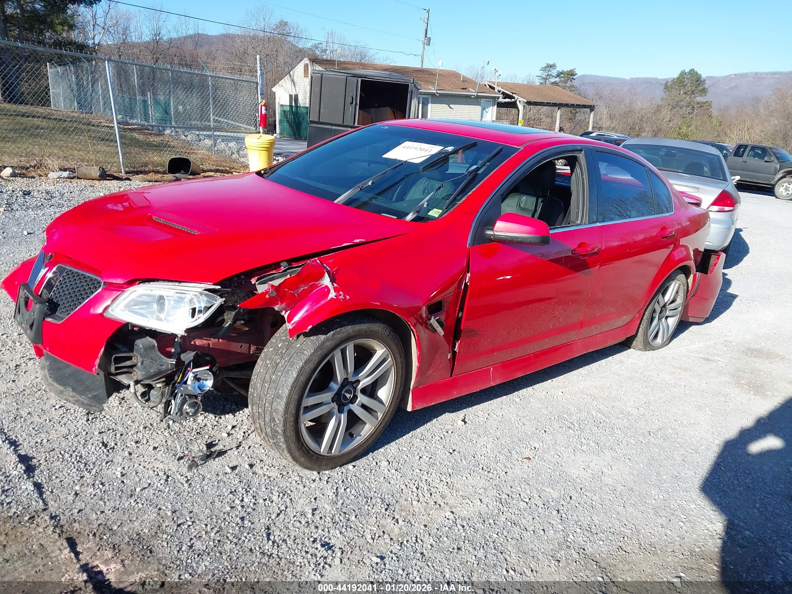 PONTIAC G8 image 2