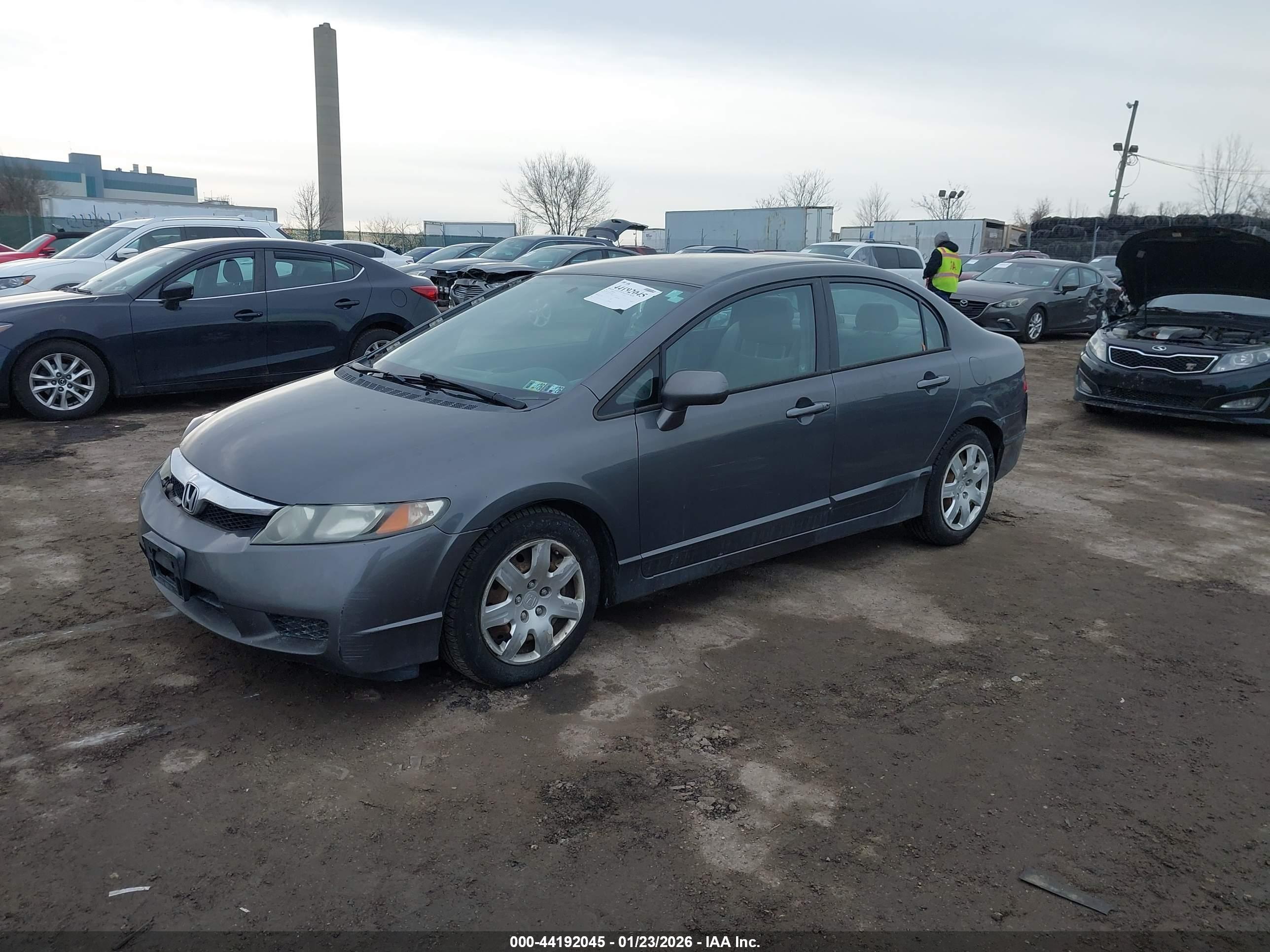 HONDA CIVIC image 2