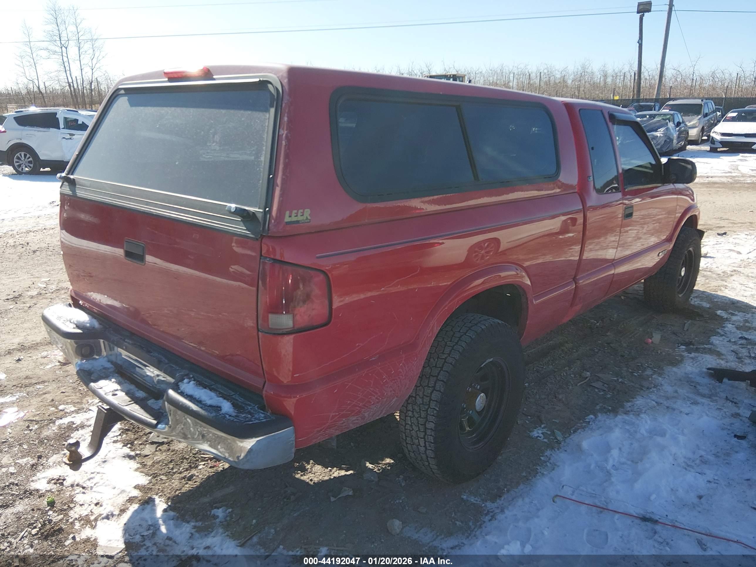 CHEVROLET S-10 image 4