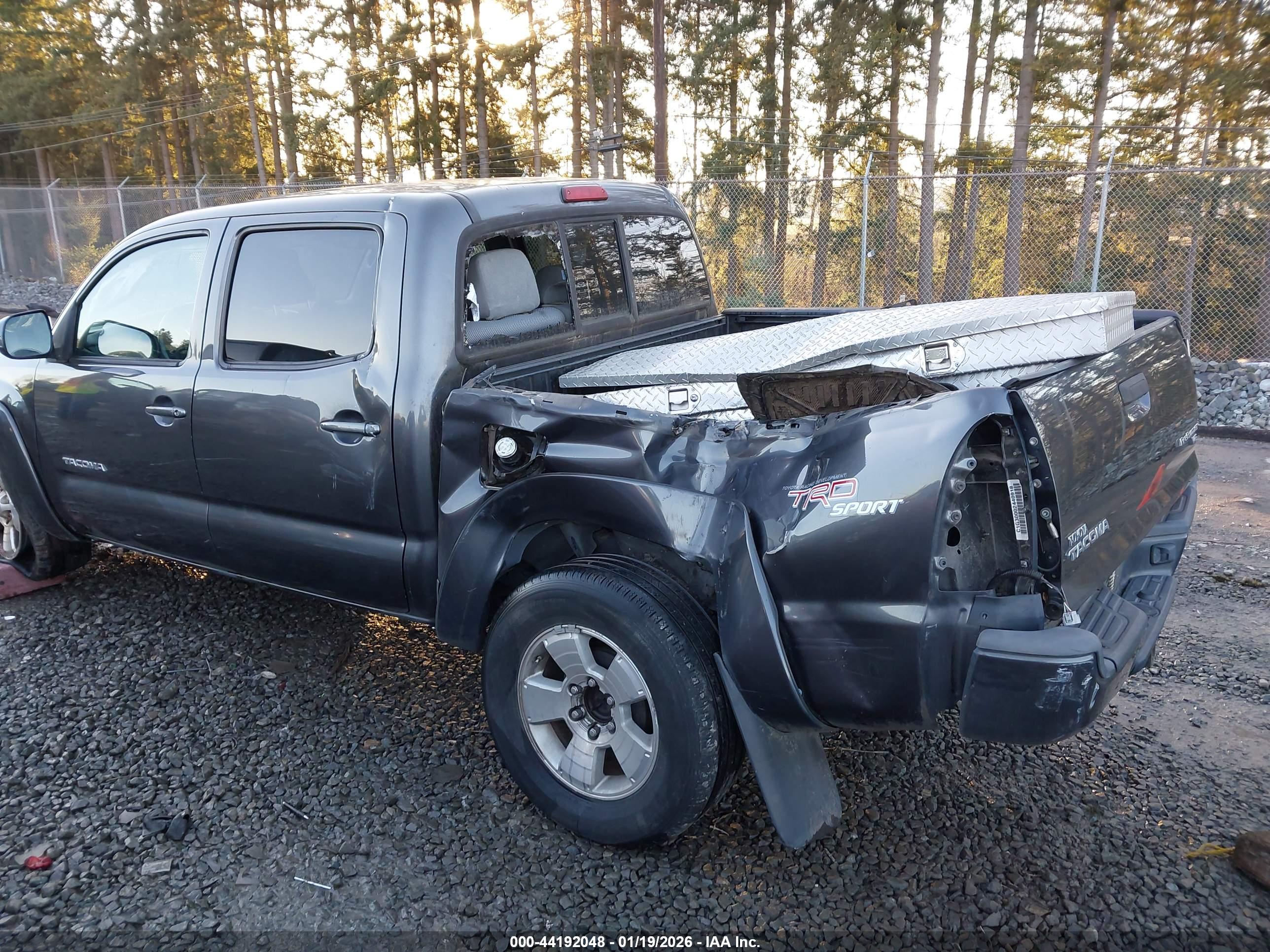 TOYOTA TACOMA image 6