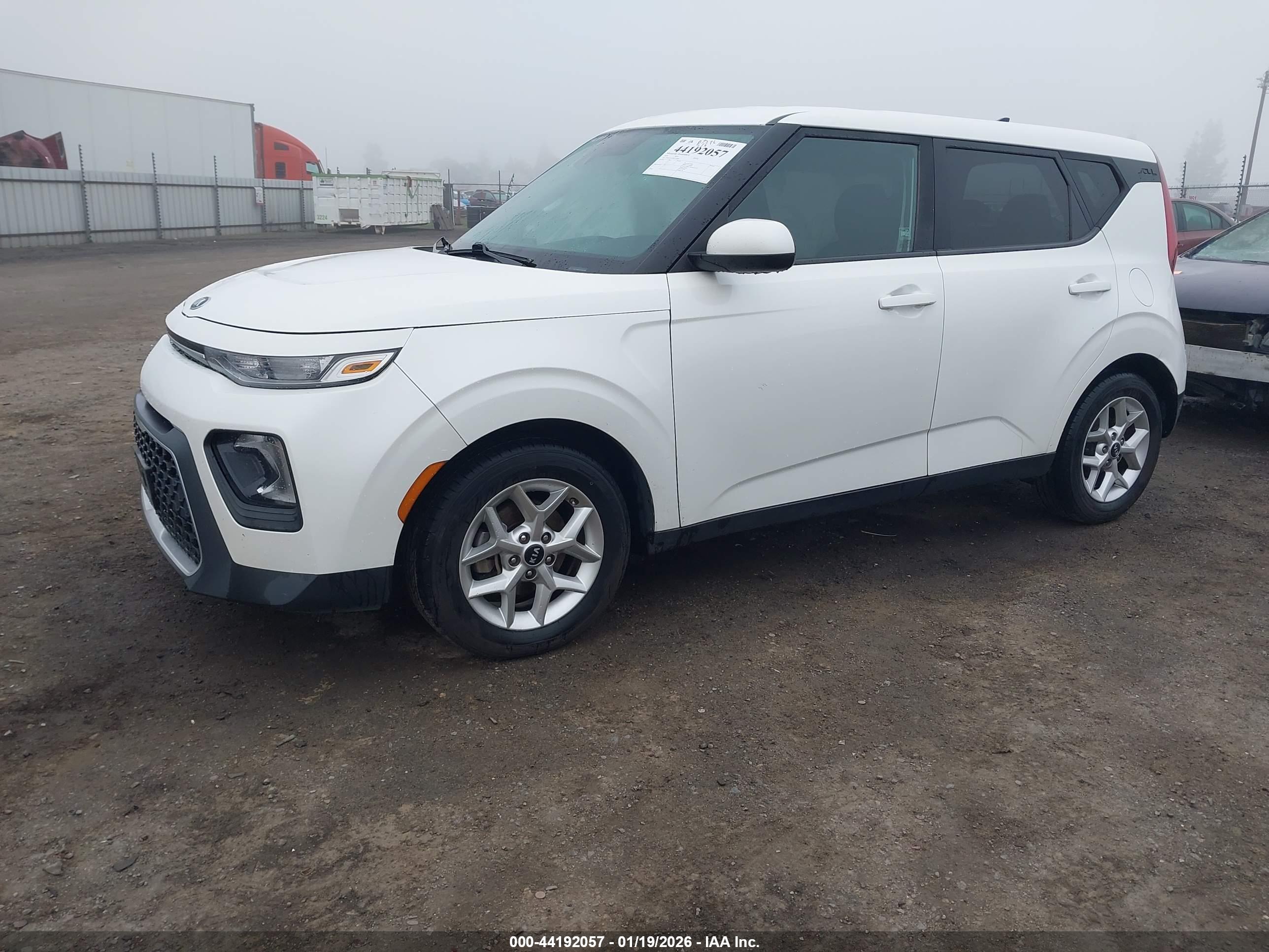 KIA SOUL image 2