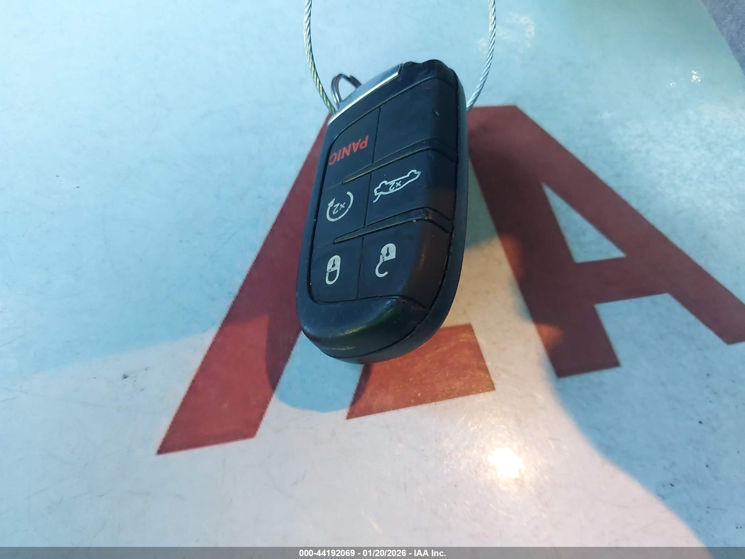 DODGE CHALLENGER image 11