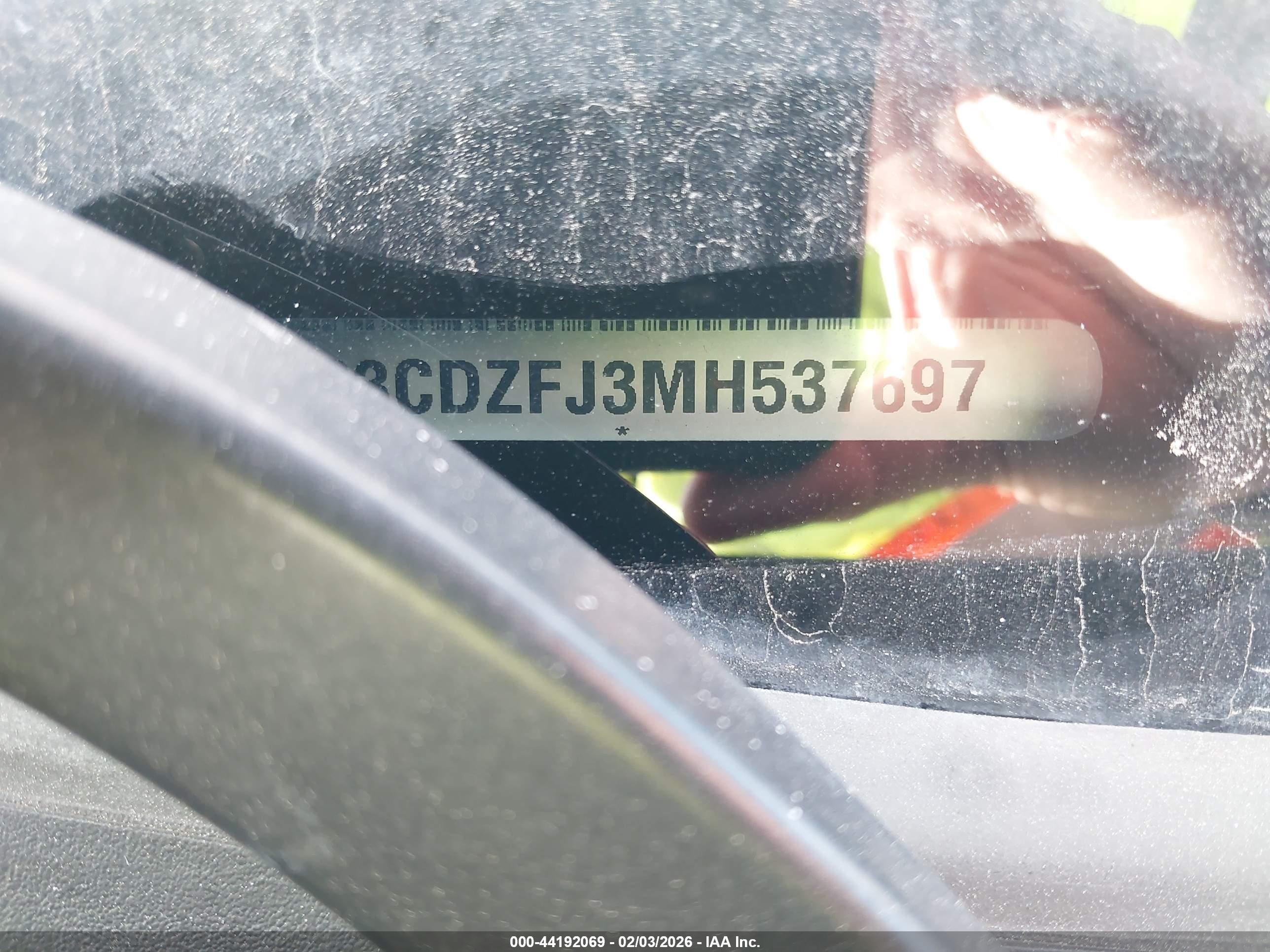 DODGE CHALLENGER image 9