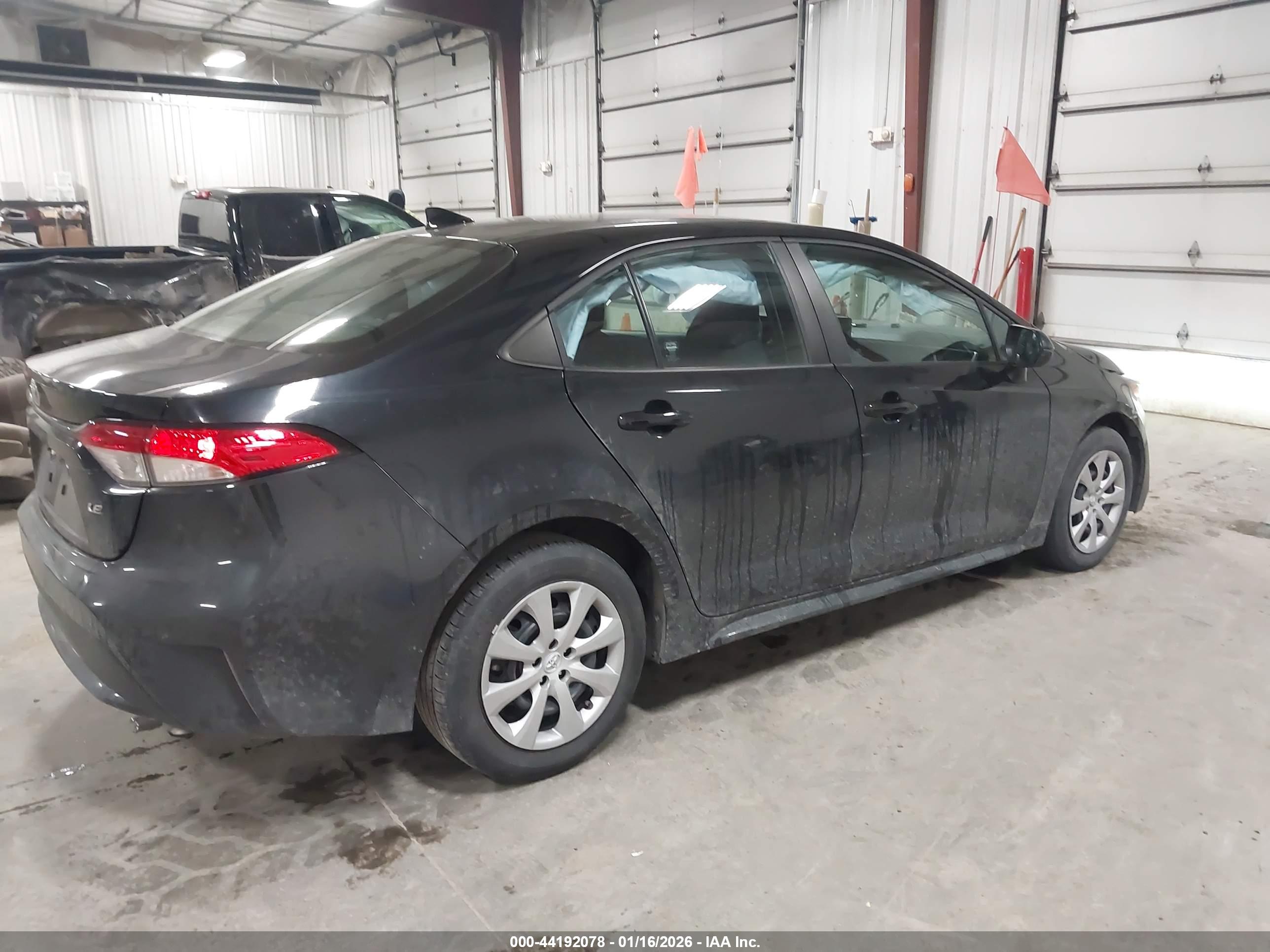 TOYOTA COROLLA image 4