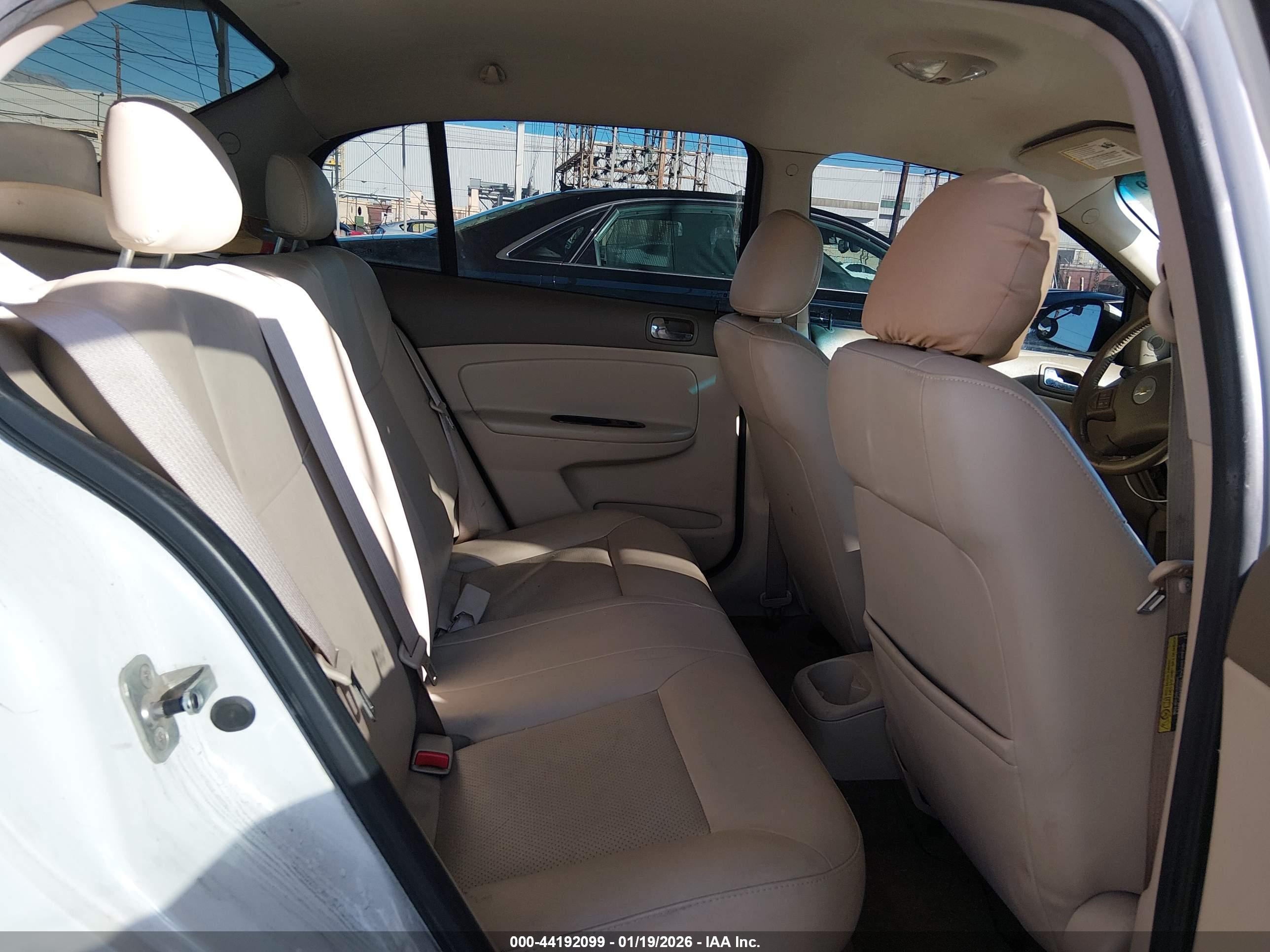 CHEVROLET COBALT image 8