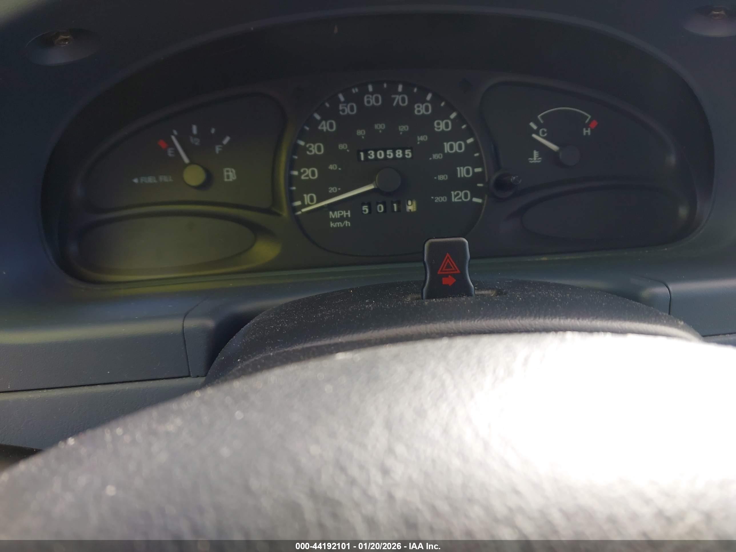 FORD ESCORT image 7