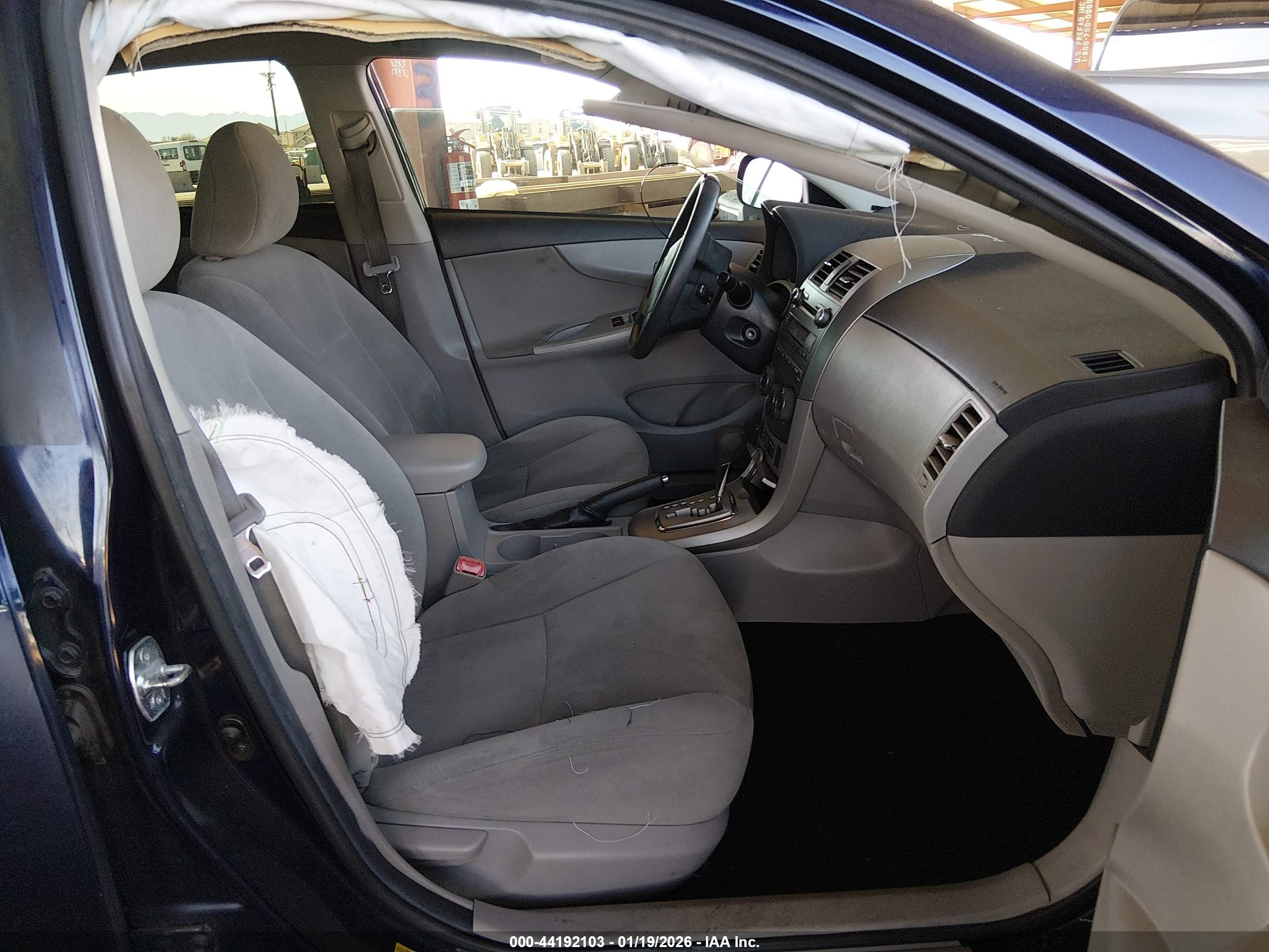 TOYOTA COROLLA image 5