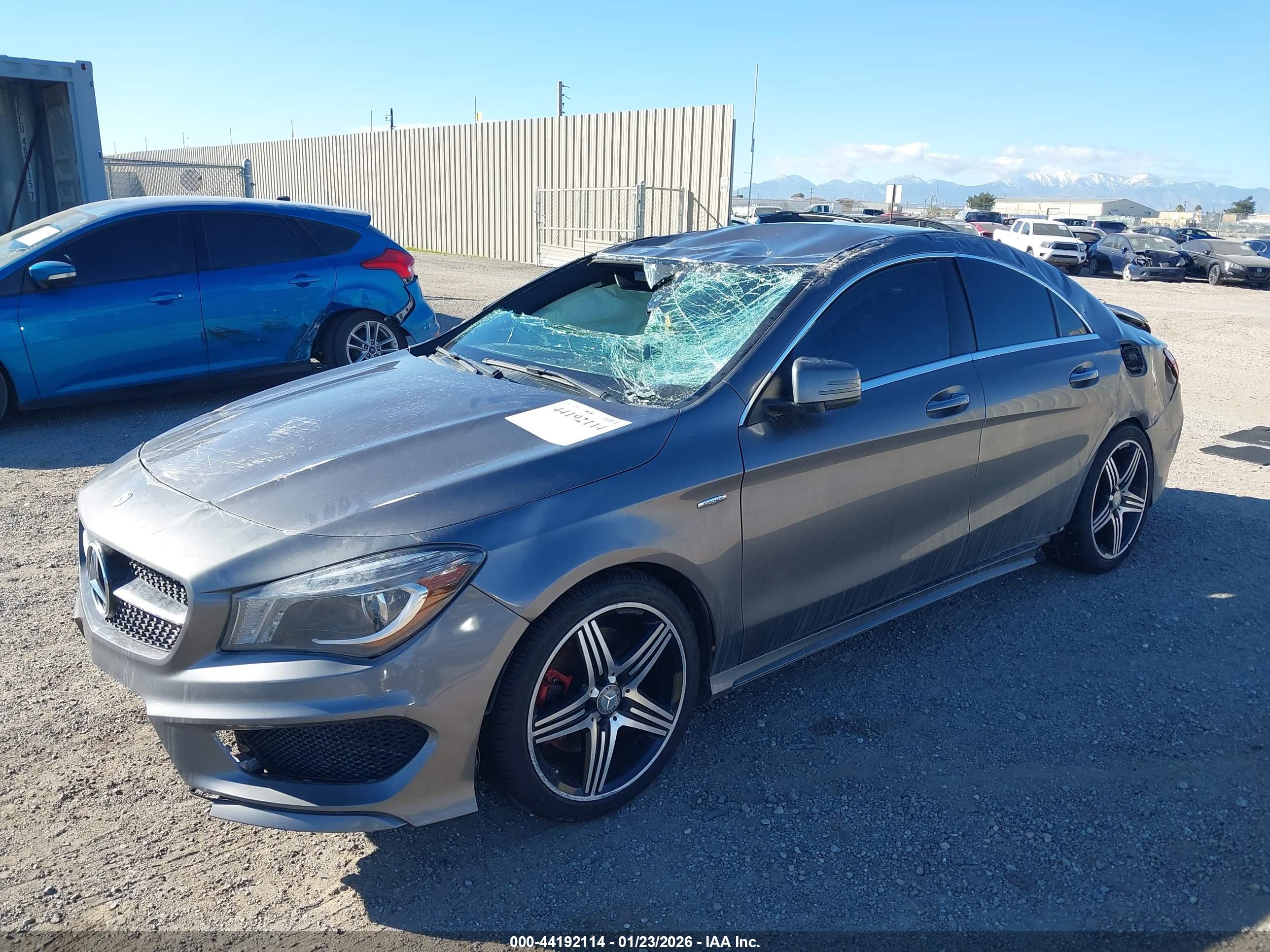 MERCEDES-BENZ CLA image 2