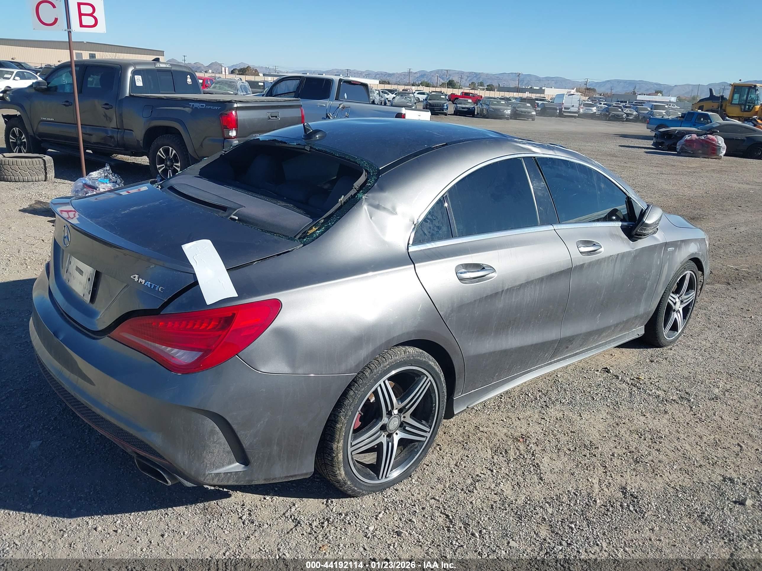 MERCEDES-BENZ CLA image 4