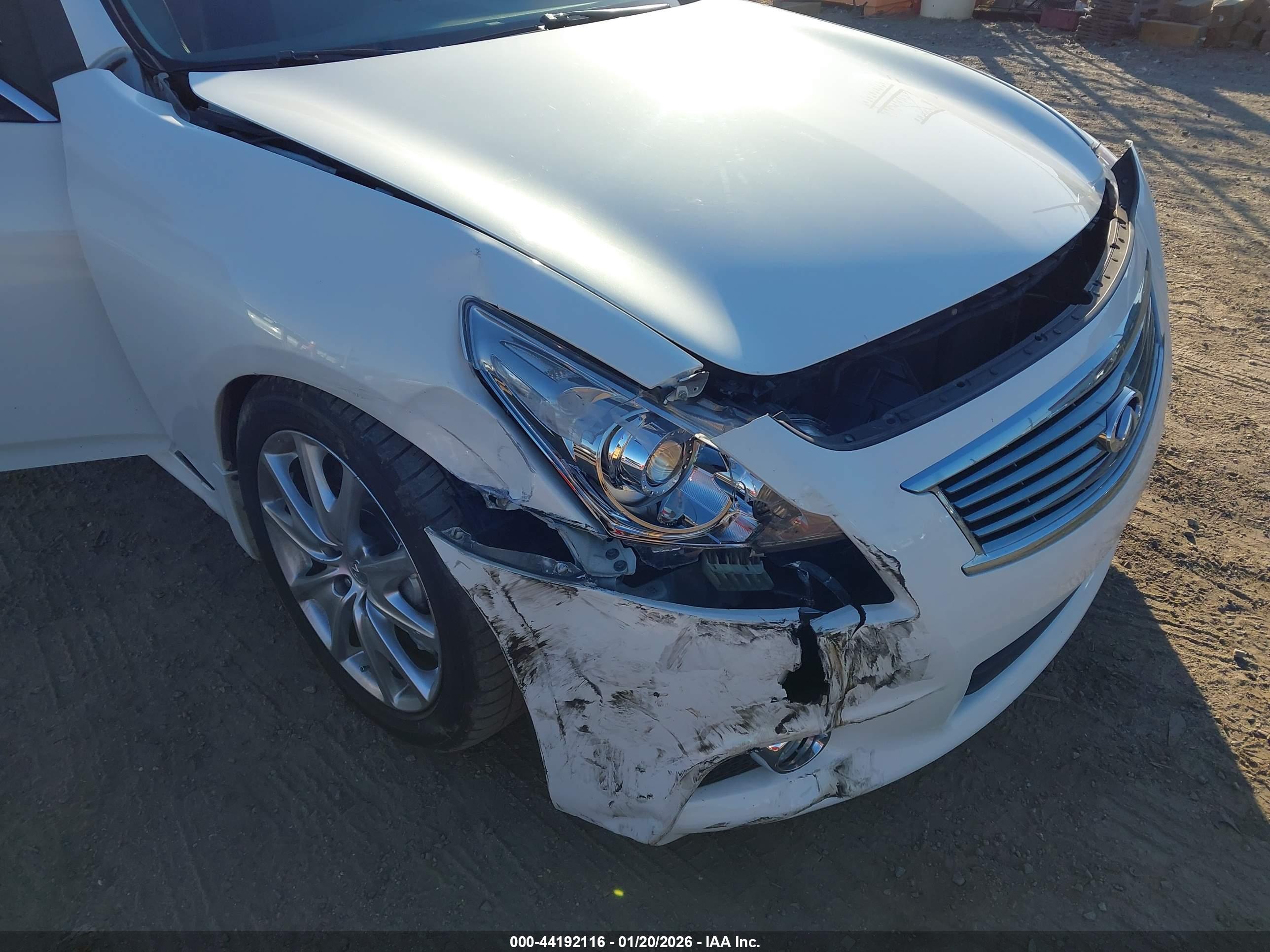 INFINITI G37 image 6