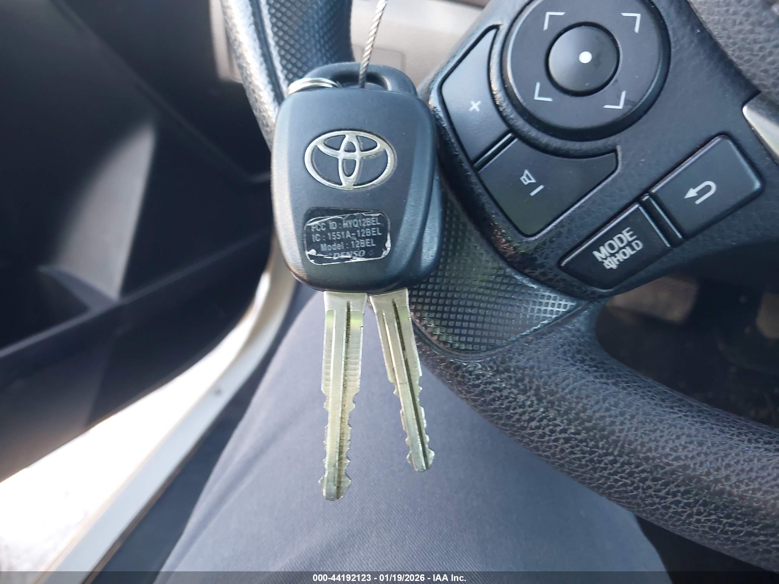 TOYOTA COROLLA image 11