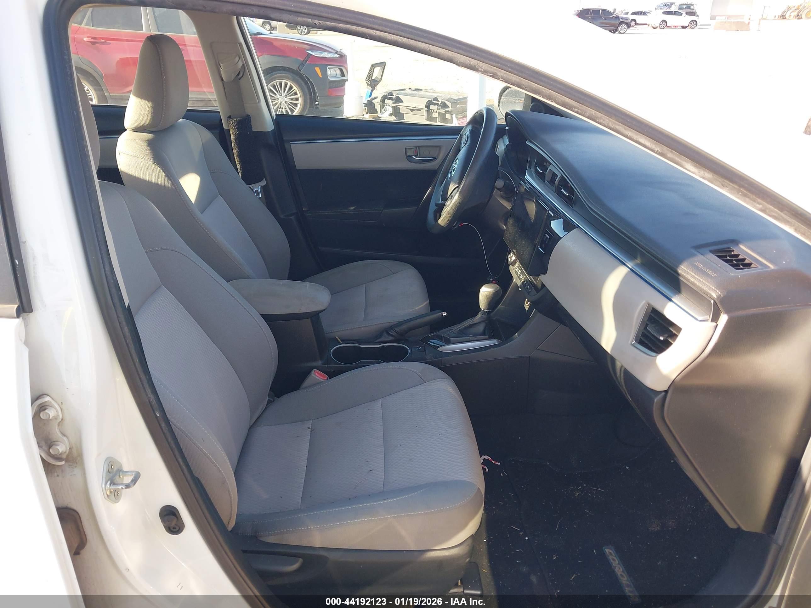 TOYOTA COROLLA image 5