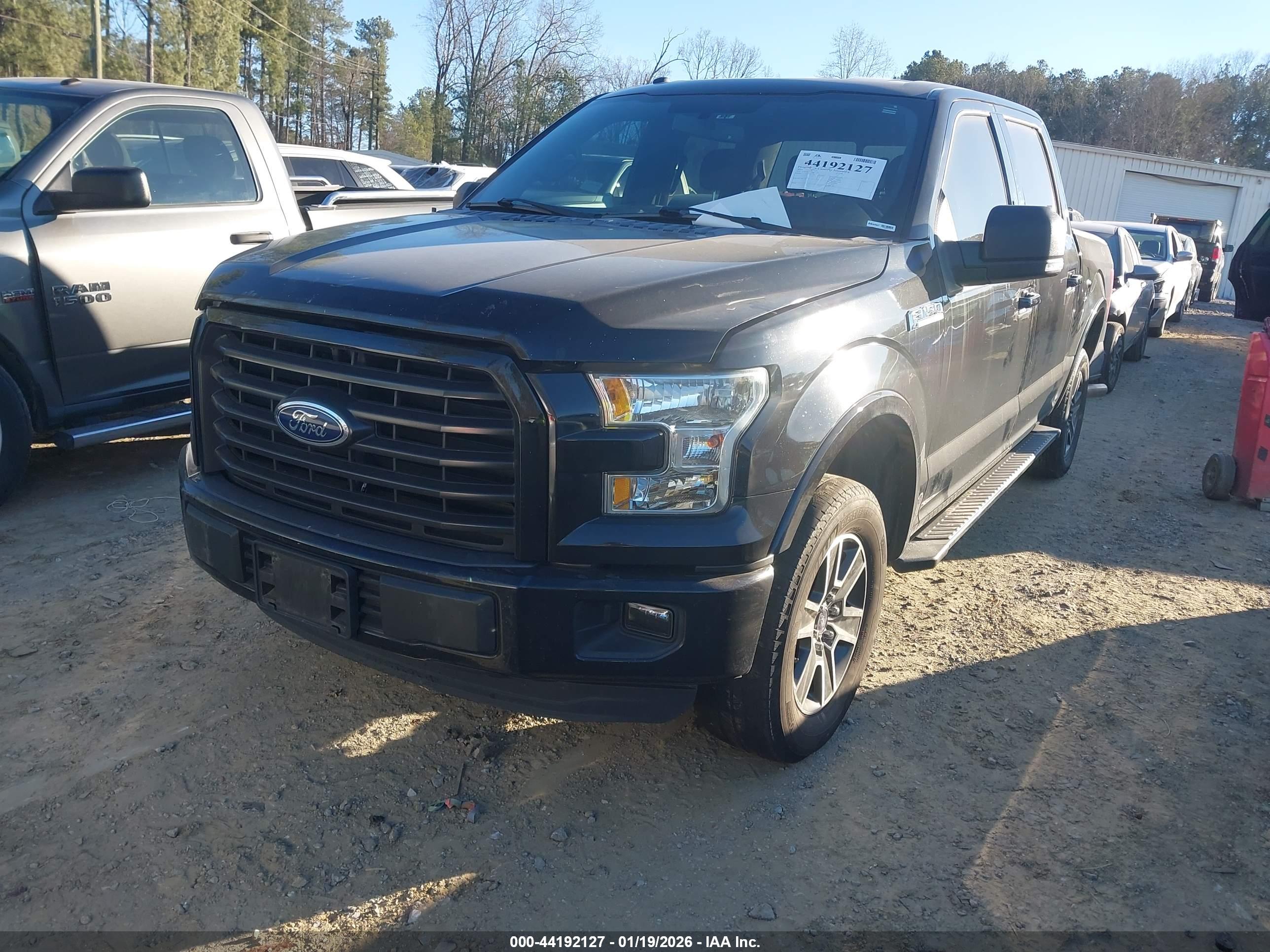 FORD F-150 image 2