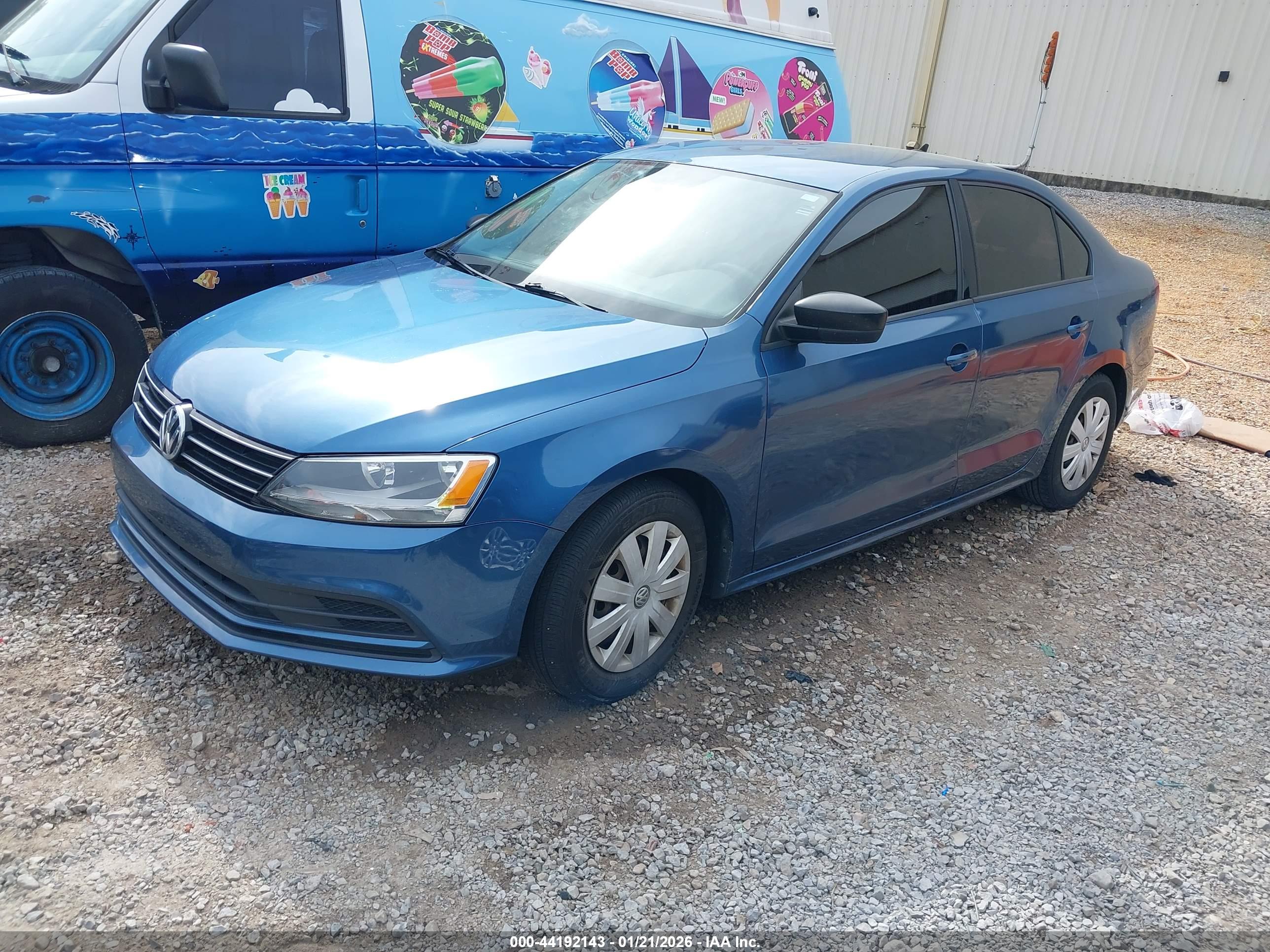 VOLKSWAGEN JETTA image 2