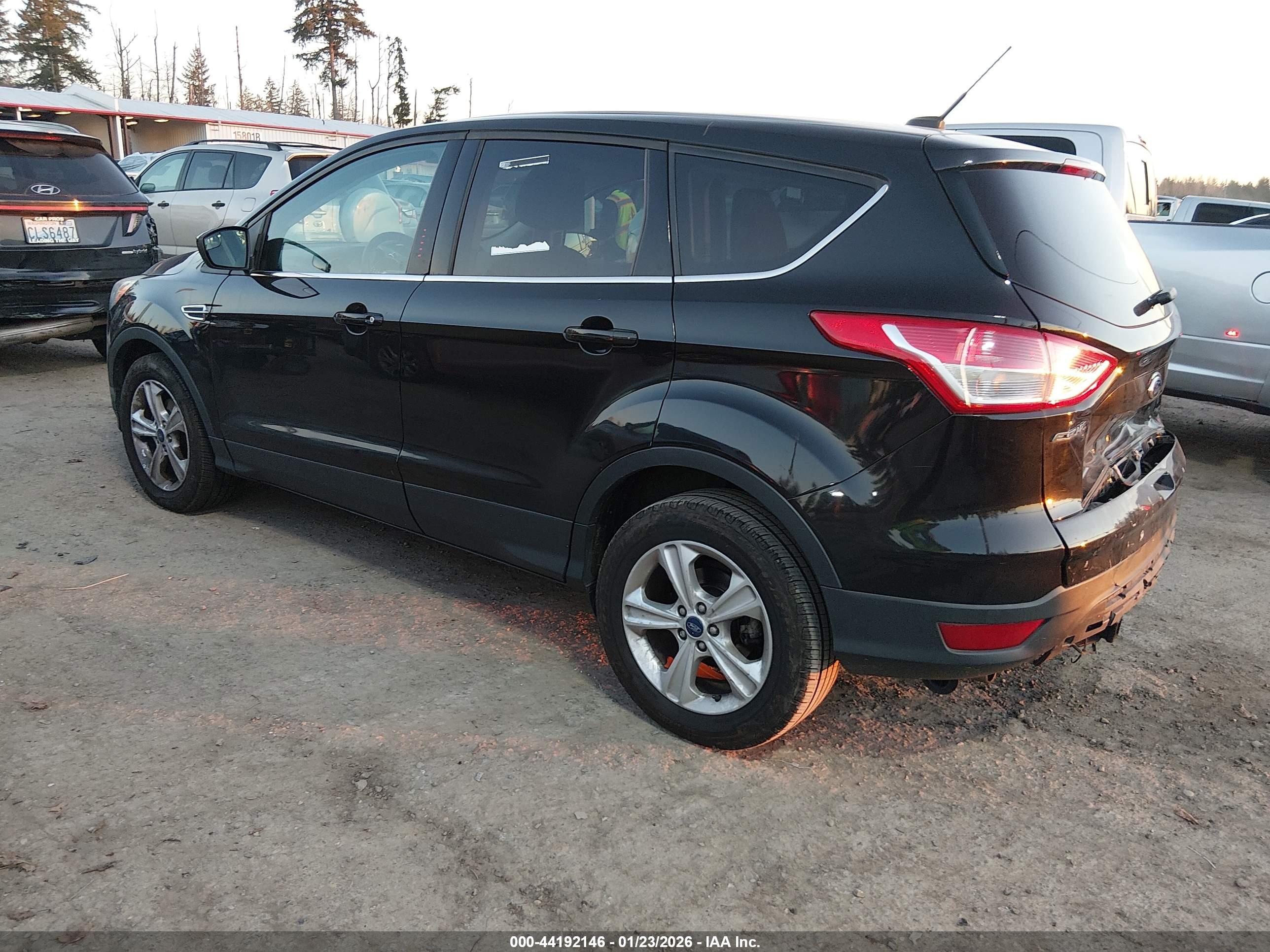 FORD ESCAPE image 3