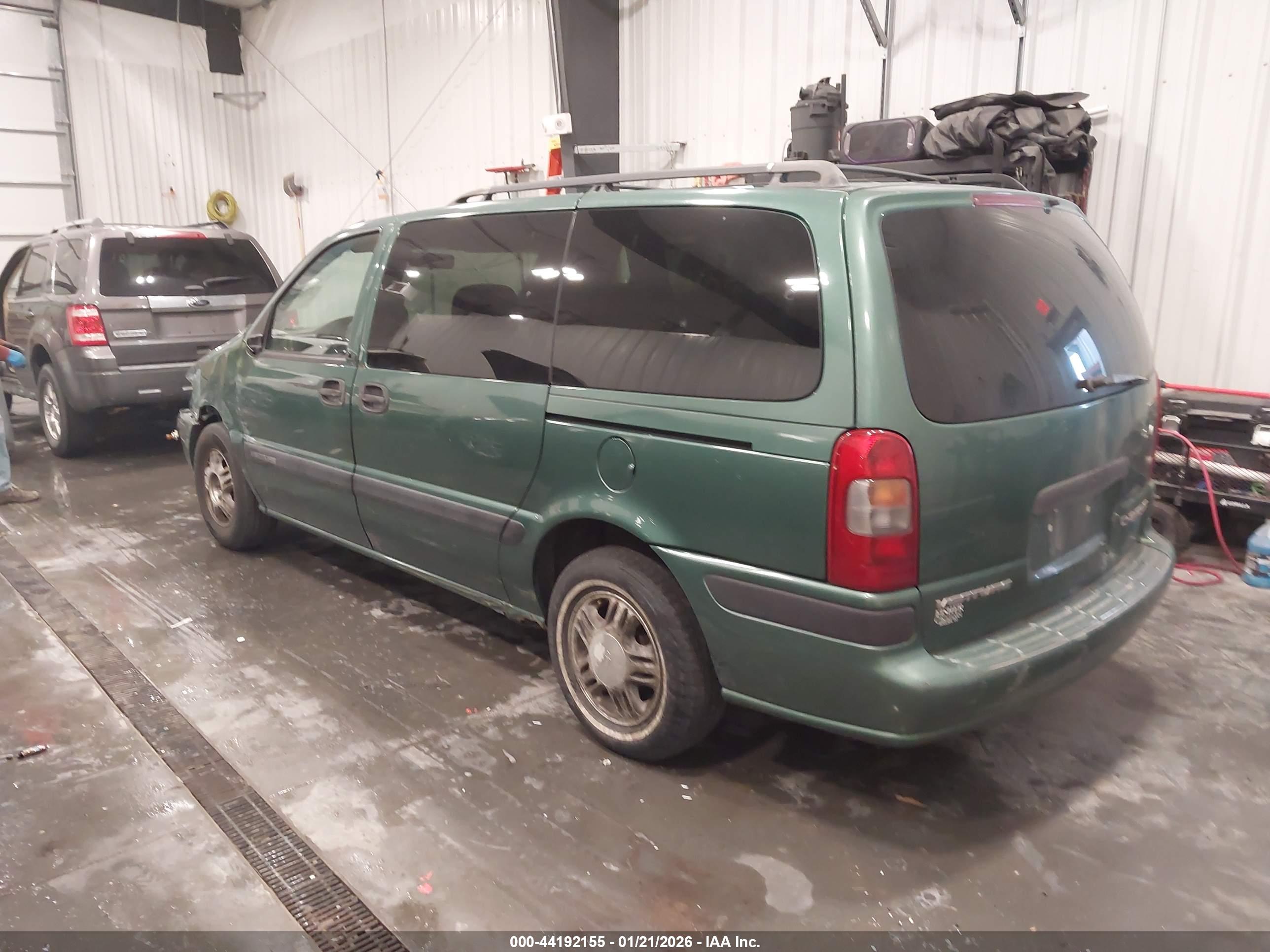 CHEVROLET VENTURE image 3