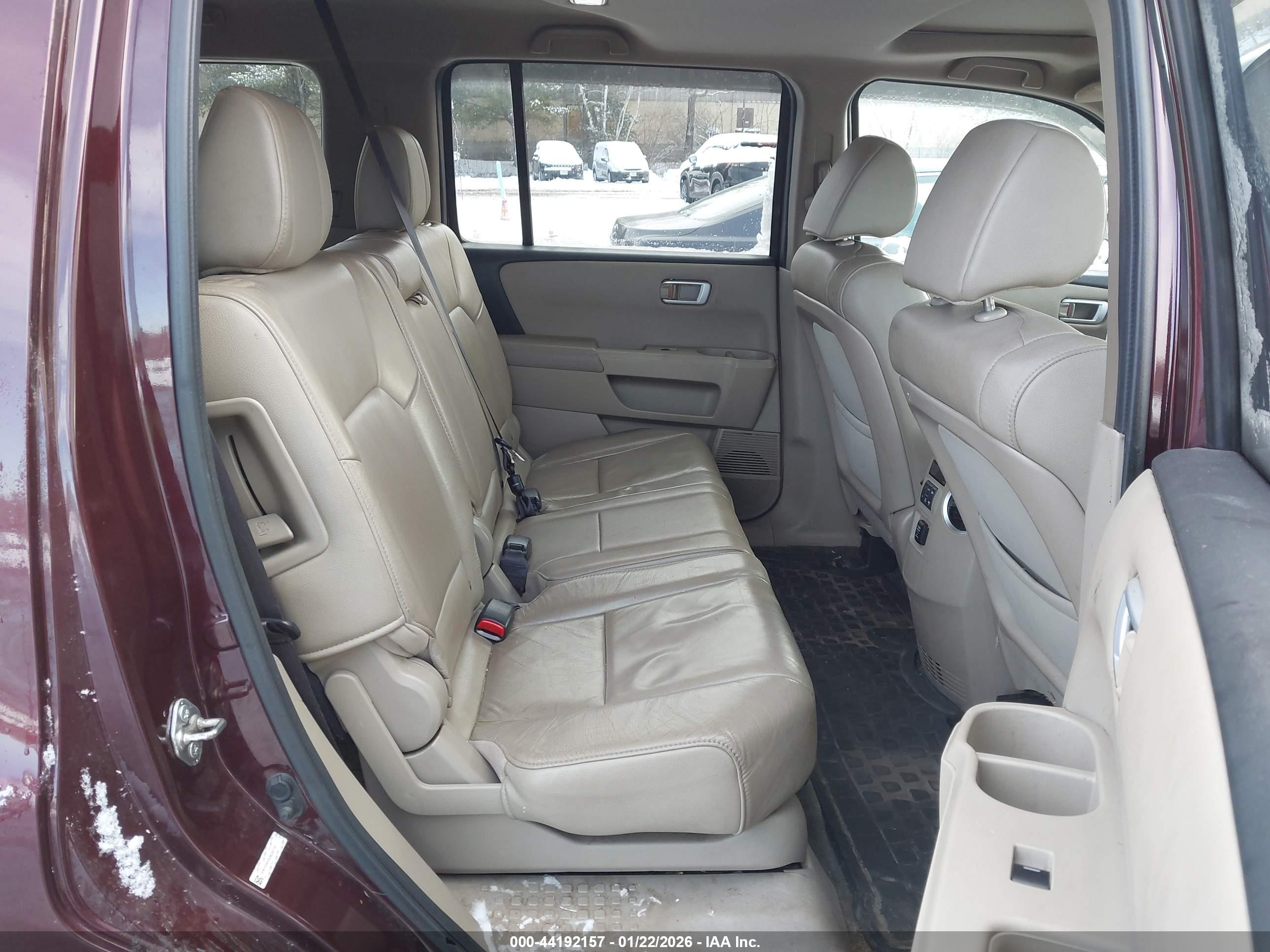 HONDA PILOT image 8