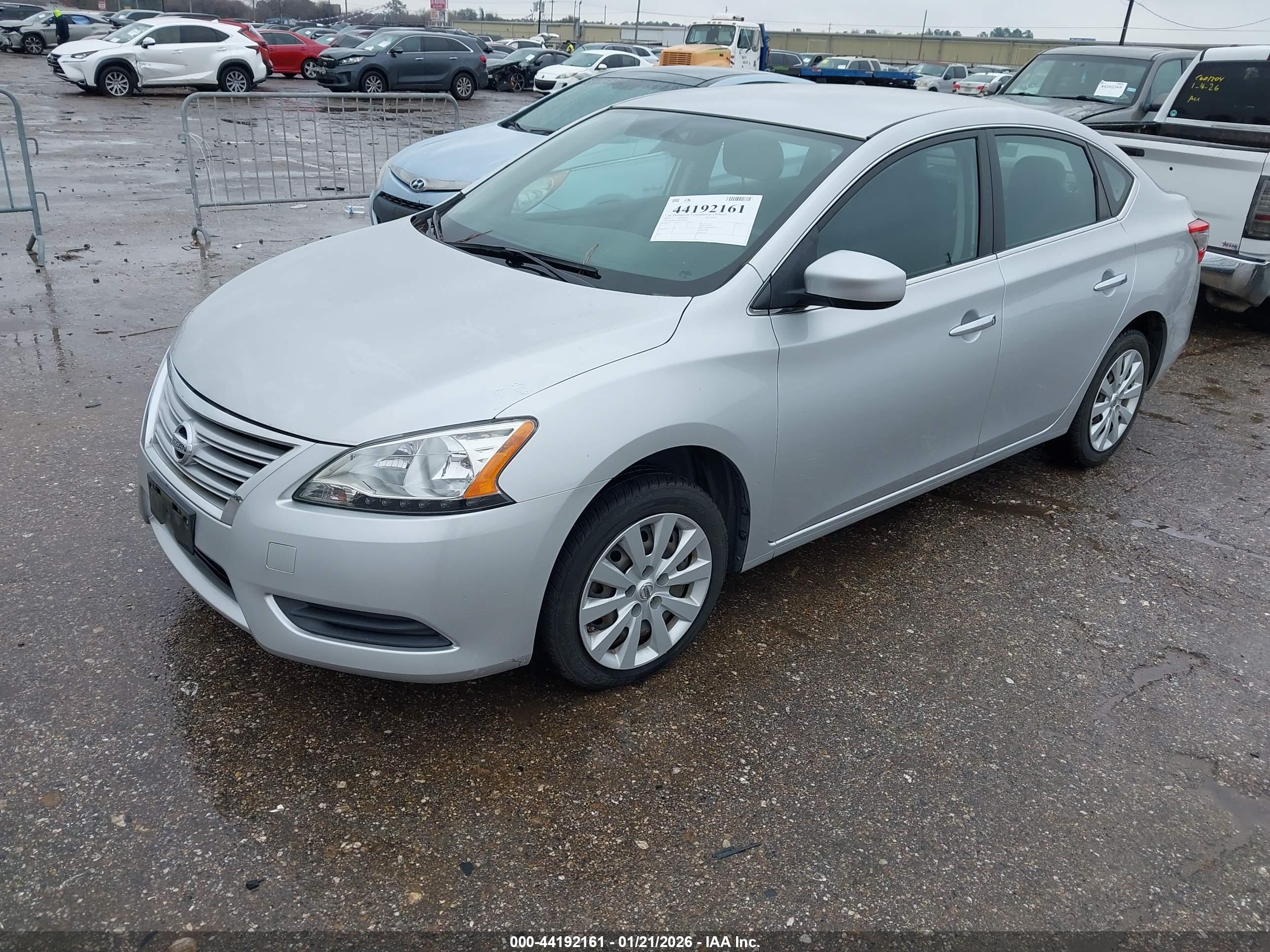 NISSAN SENTRA image 2