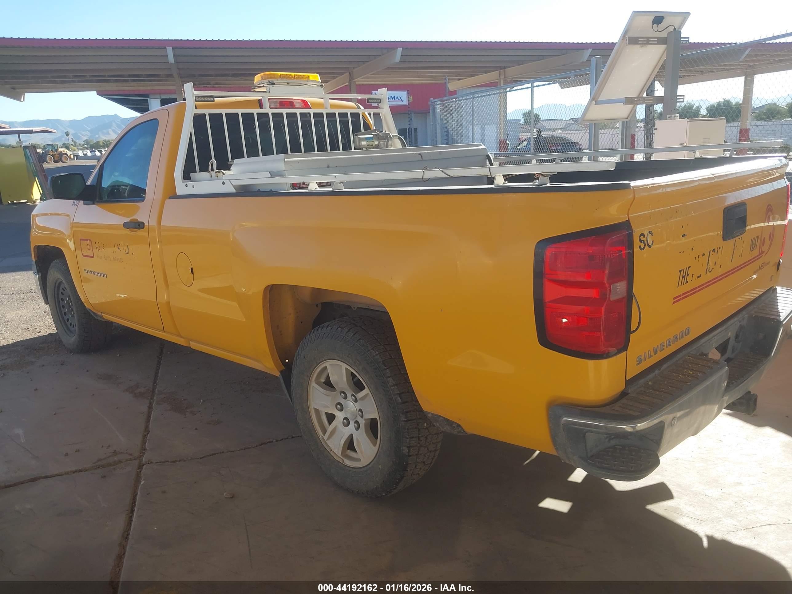 CHEVROLET SILVERADO image 3