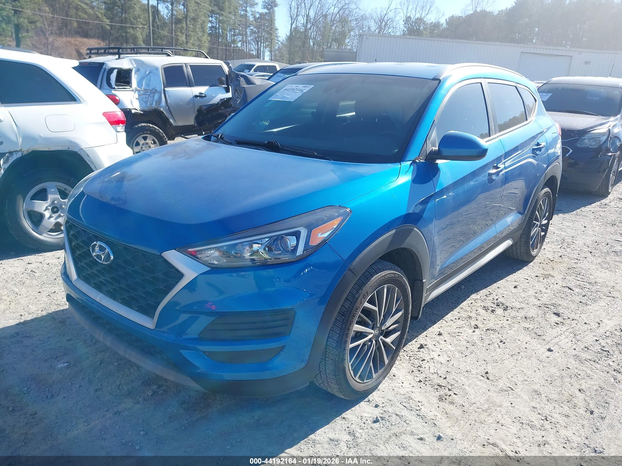 HYUNDAI TUCSON image 2