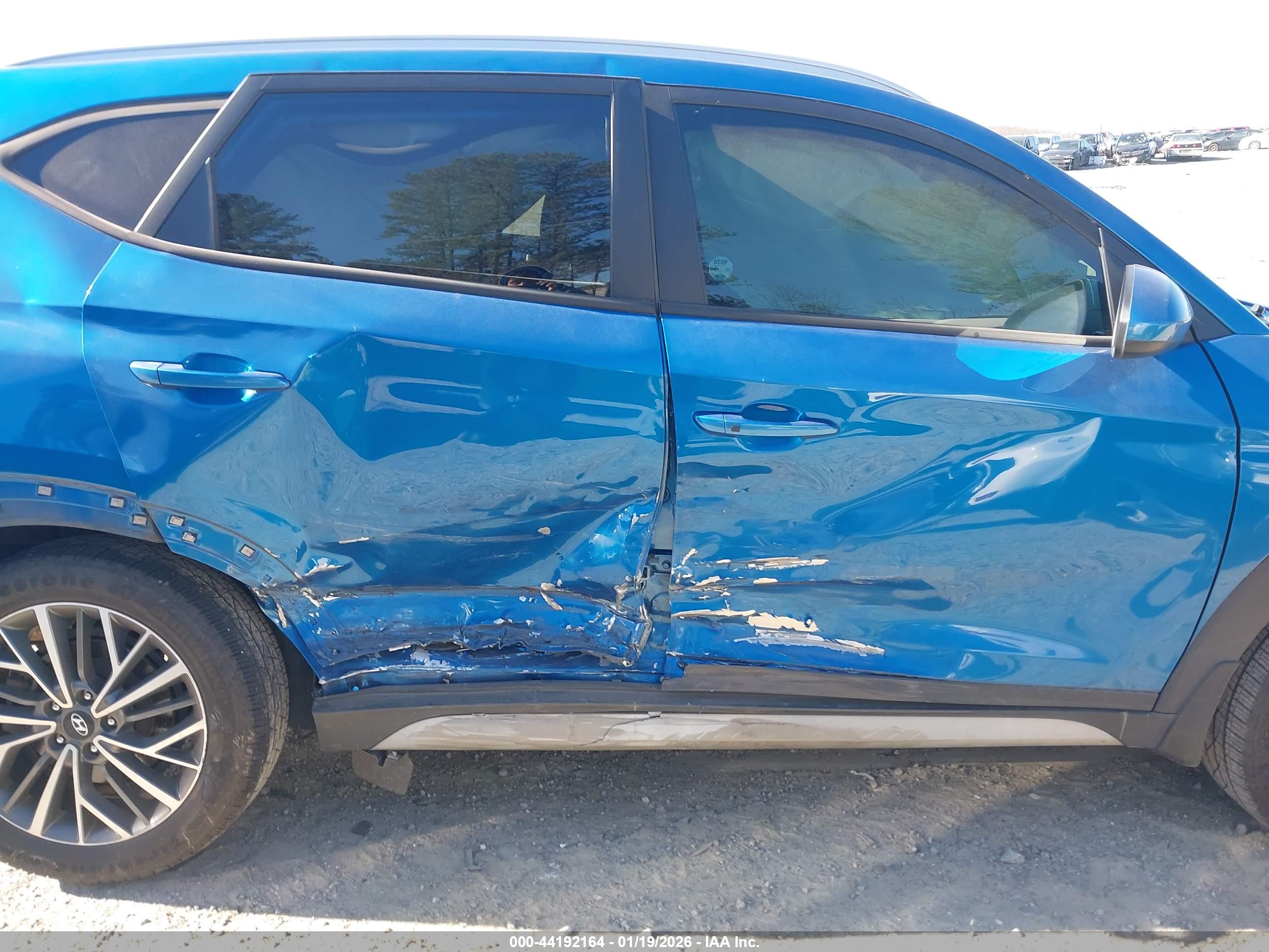 HYUNDAI TUCSON image 6