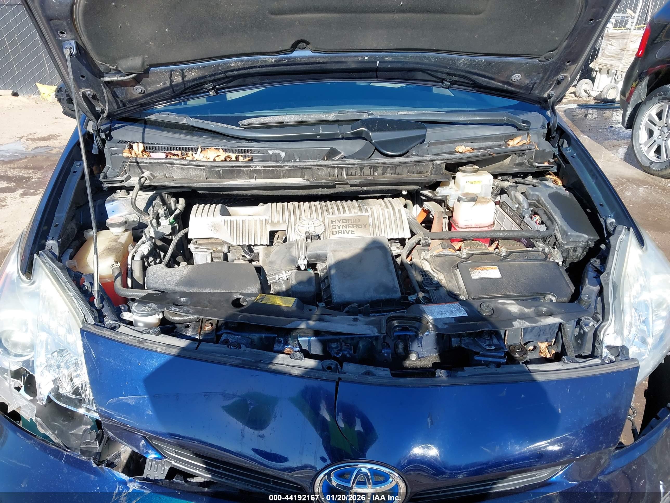 TOYOTA PRIUS image 10